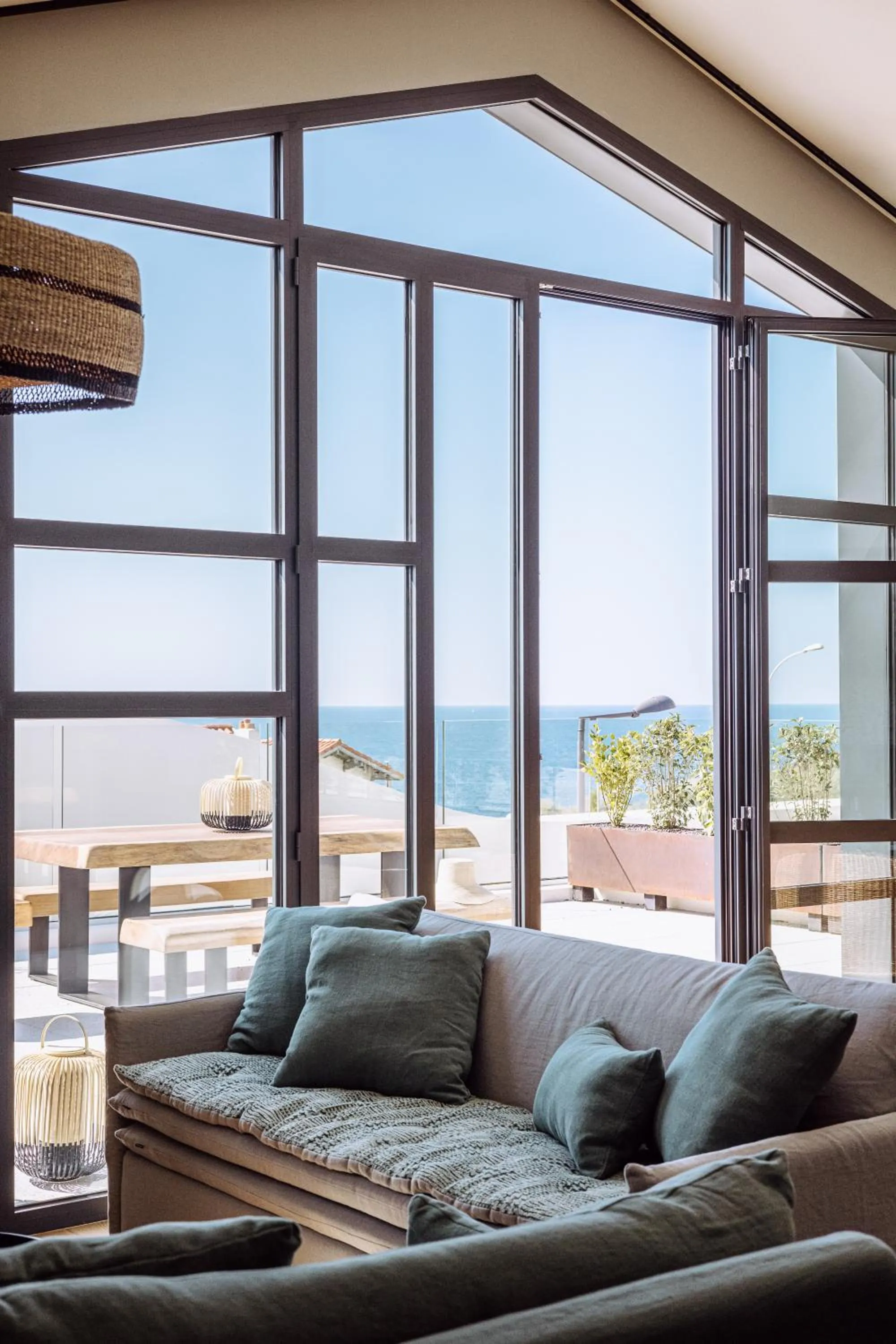 Living room in Le Garage Biarritz Hôtel