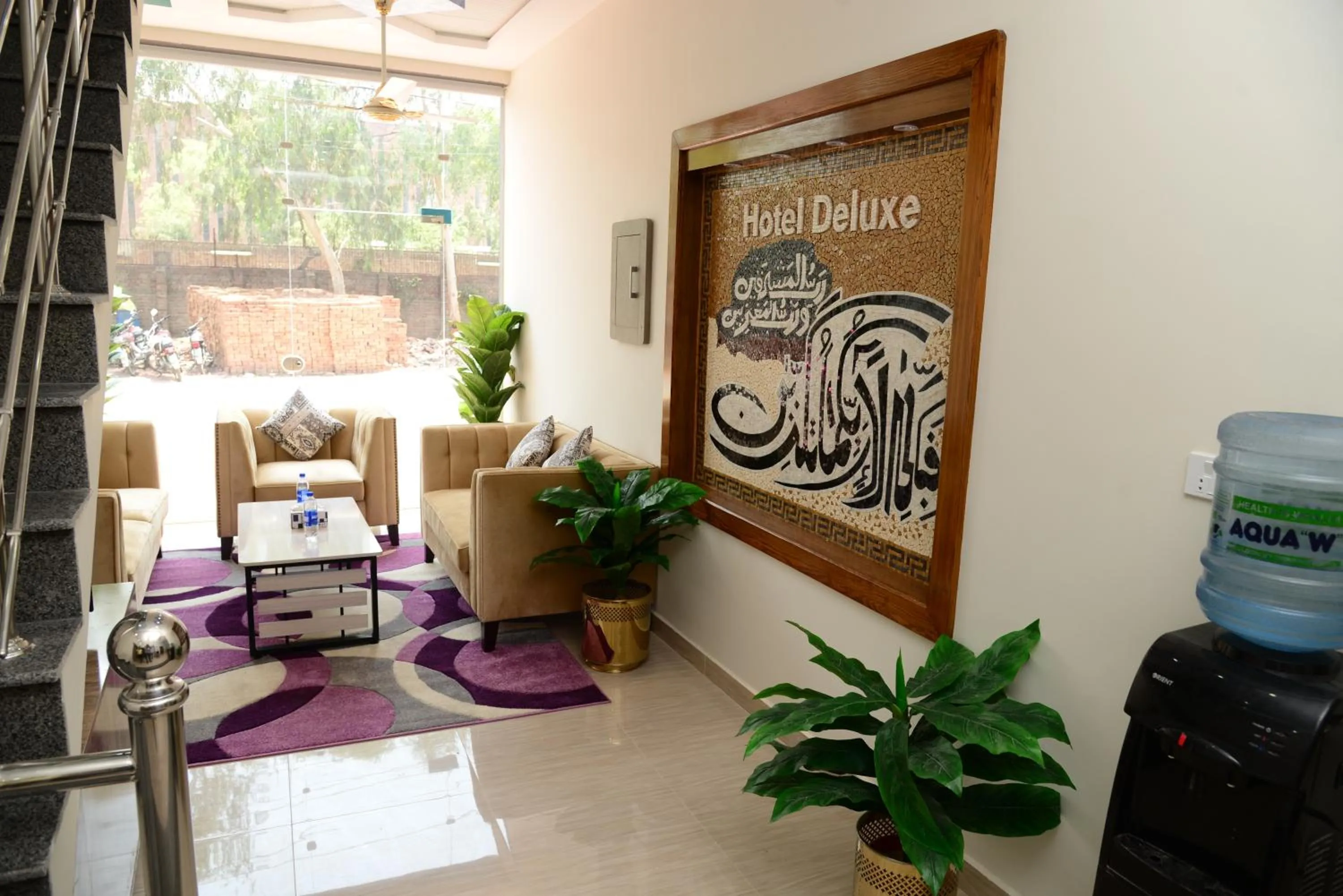 Seating area in Hotel Deluxe Lahore