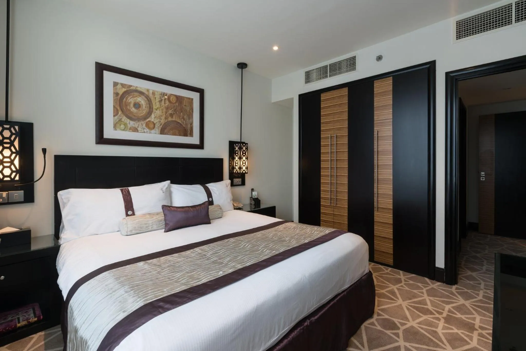 Photo of the whole room in Holiday Inn Dubai Al Barsha by IHG