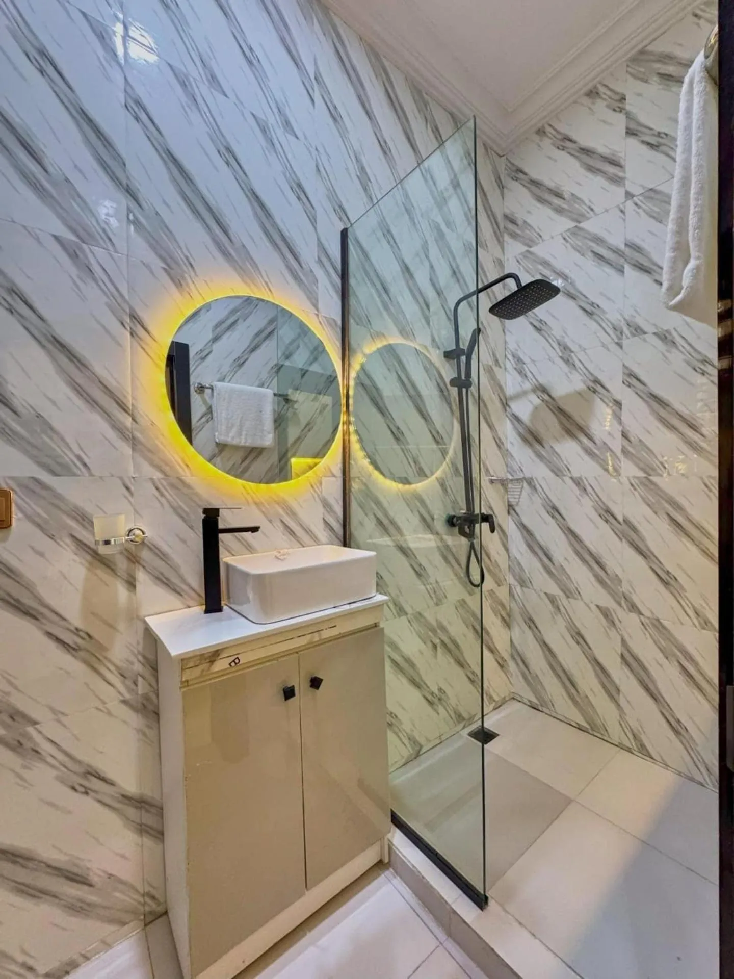 luxury 3bed rooms villa duplex lekki nigeria