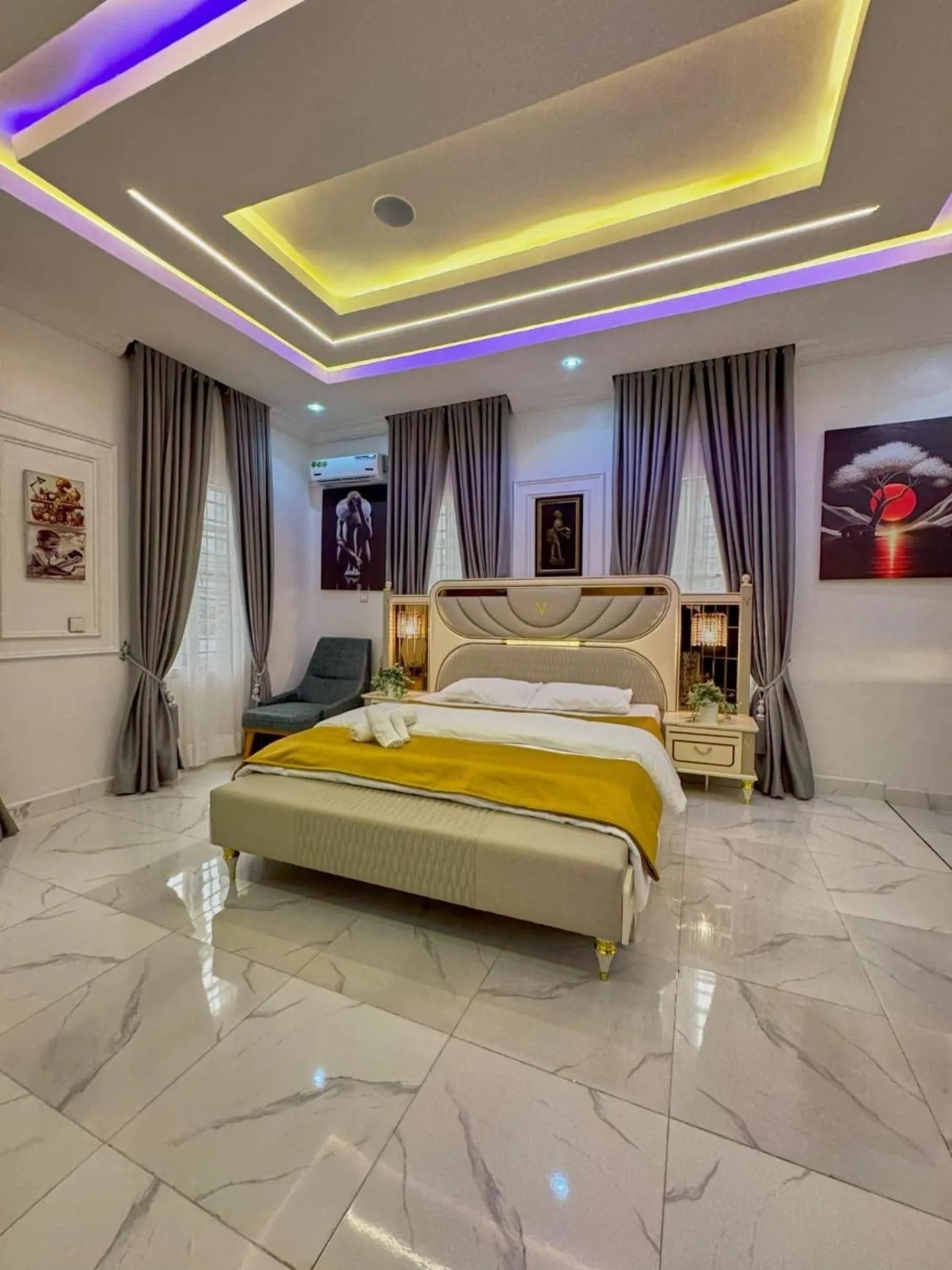 Bed in luxury 3bed rooms villa duplex lekki nigeria