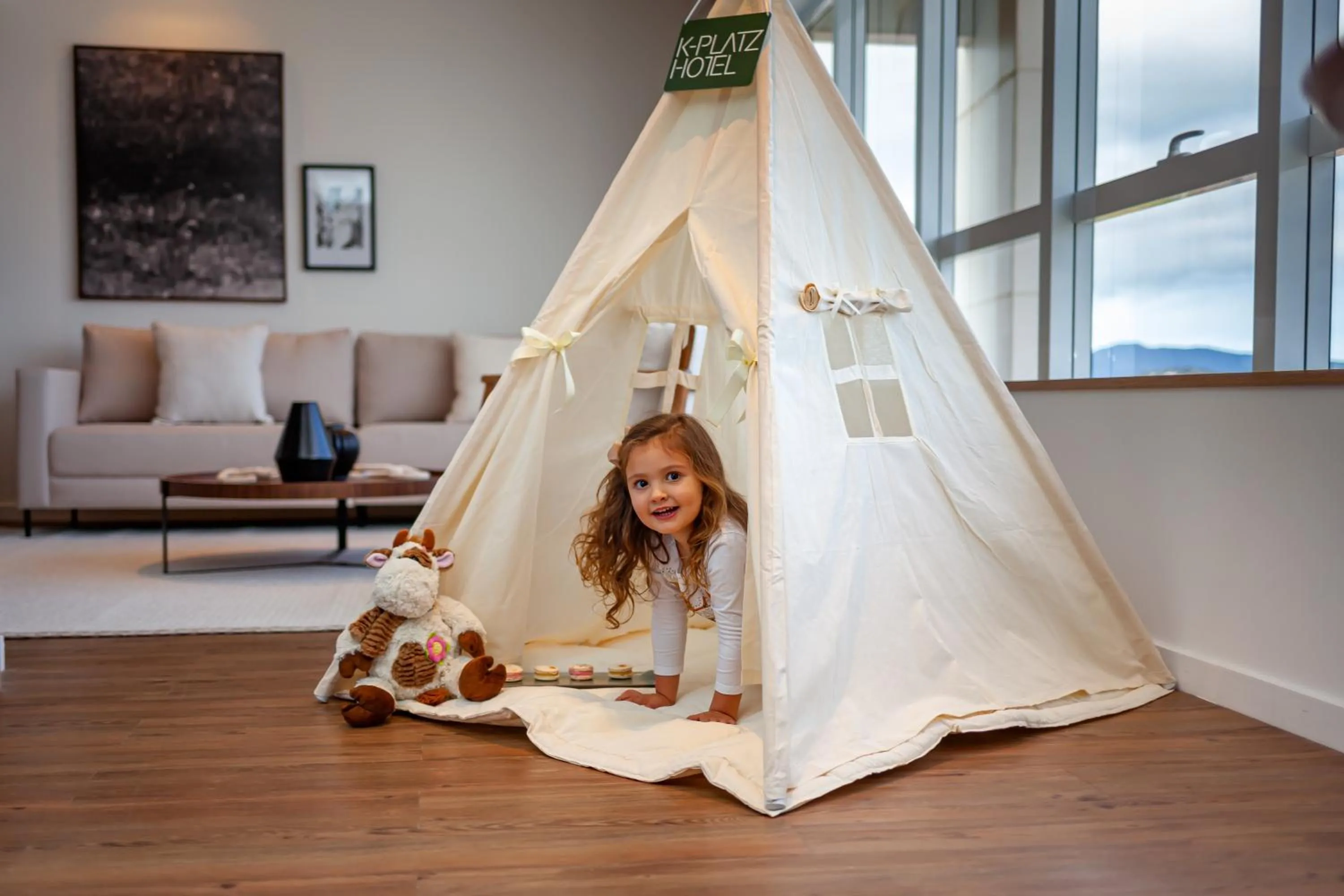 Decorative detail in K-Platz Hotel