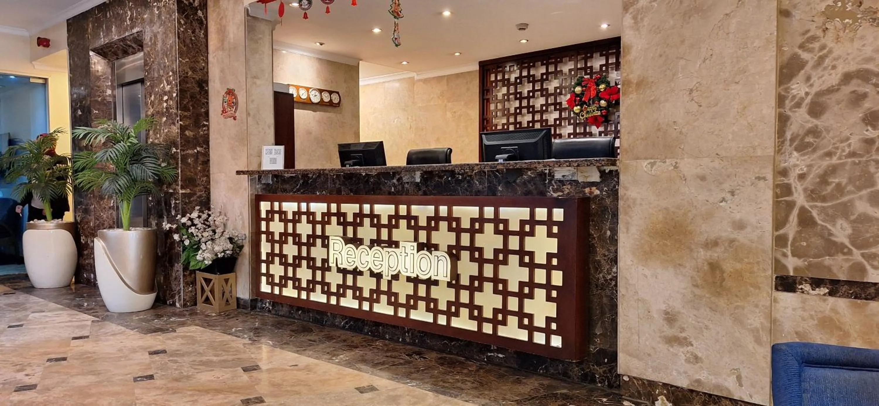 Lobby or reception in Nile Transport Hotel