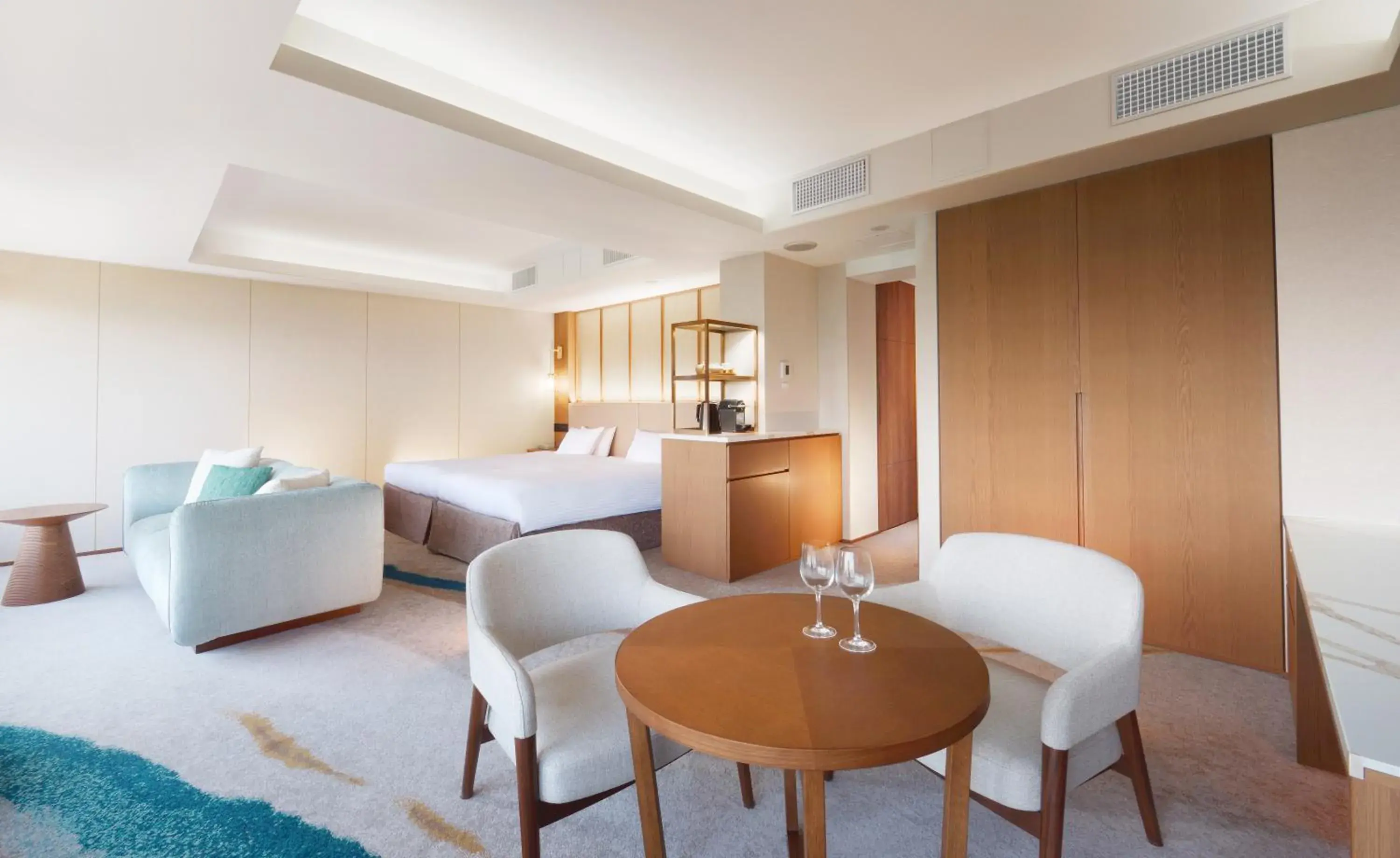 Photo of the whole room, Bed in Toba International Hotel Photo of the whole room, Bed in Toba International Hotel