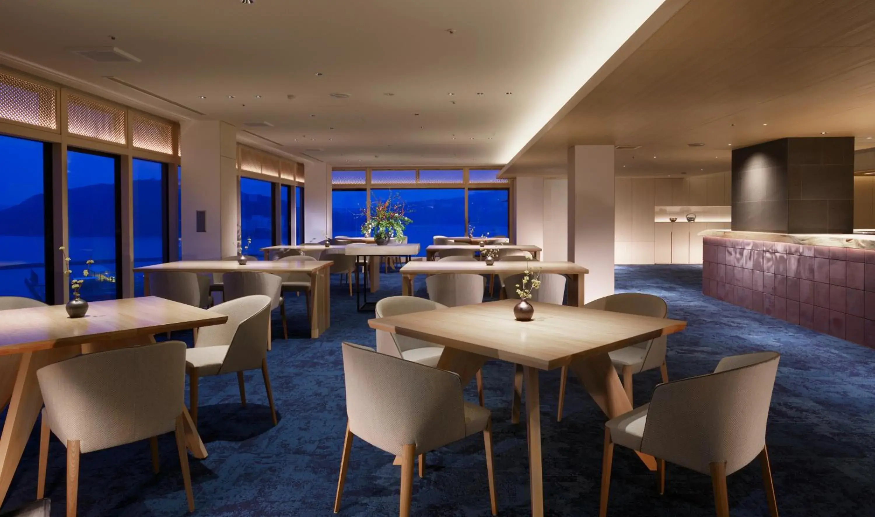 Restaurant/places to eat in Toba International Hotel Restaurant/places to eat in Toba International Hotel