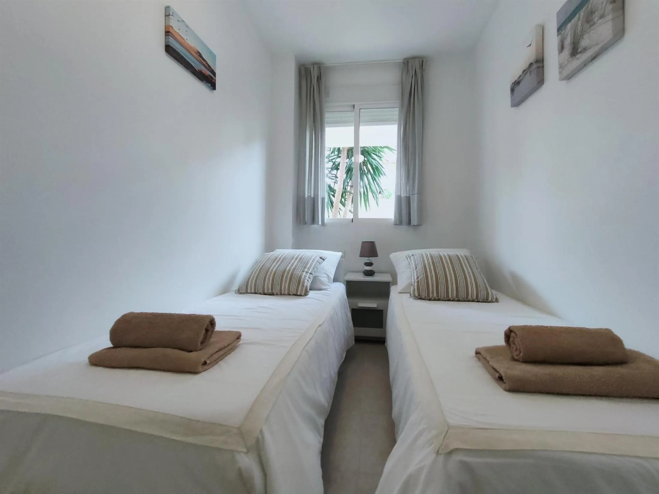 Bed in Ground floor Apartment close to Arenal Javea - 4 pers