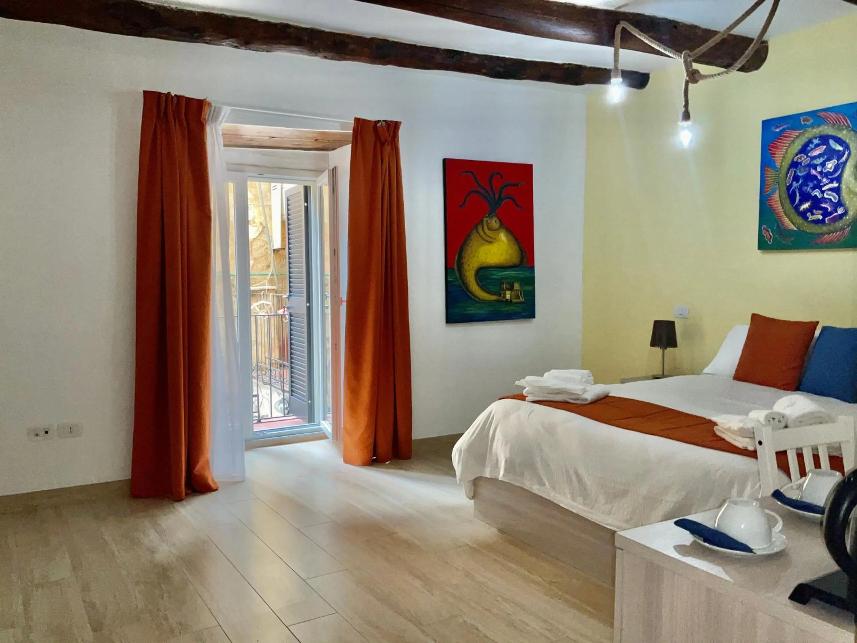 Bedroom, Bed in 'A Room de' Scugnizzi