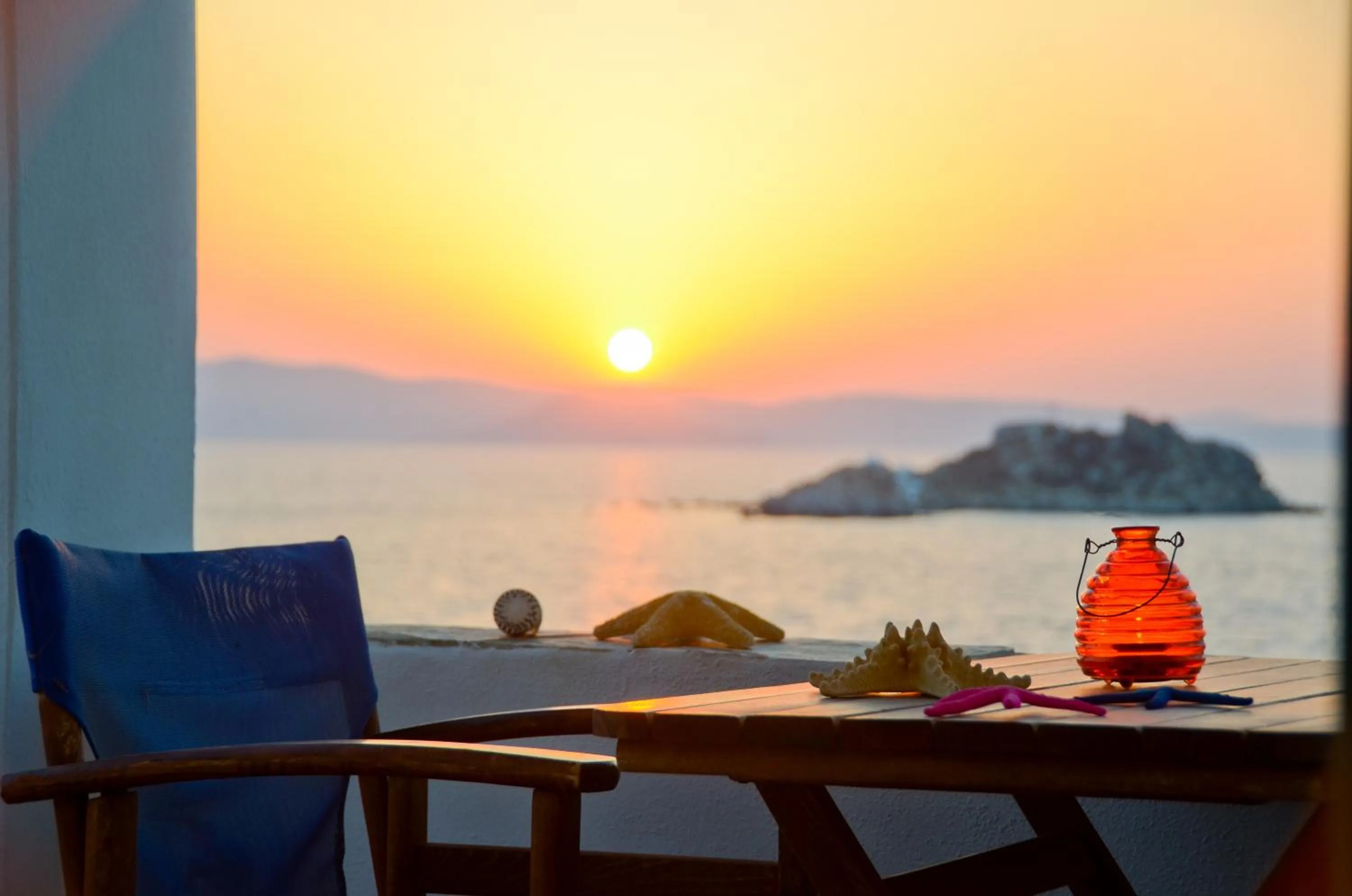 Summer in Ydreos Studios & Apartments