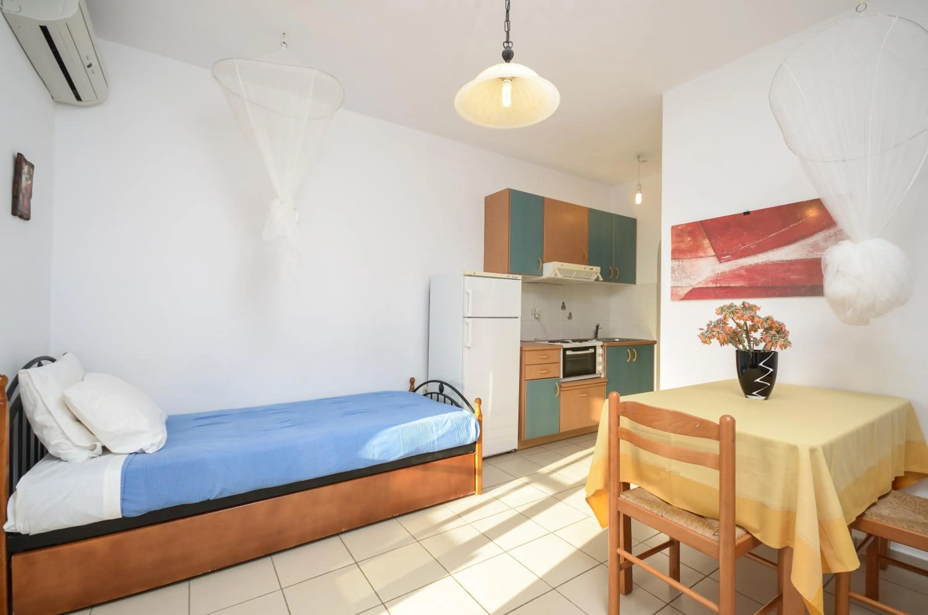 Bed in Ydreos Studios & Apartments