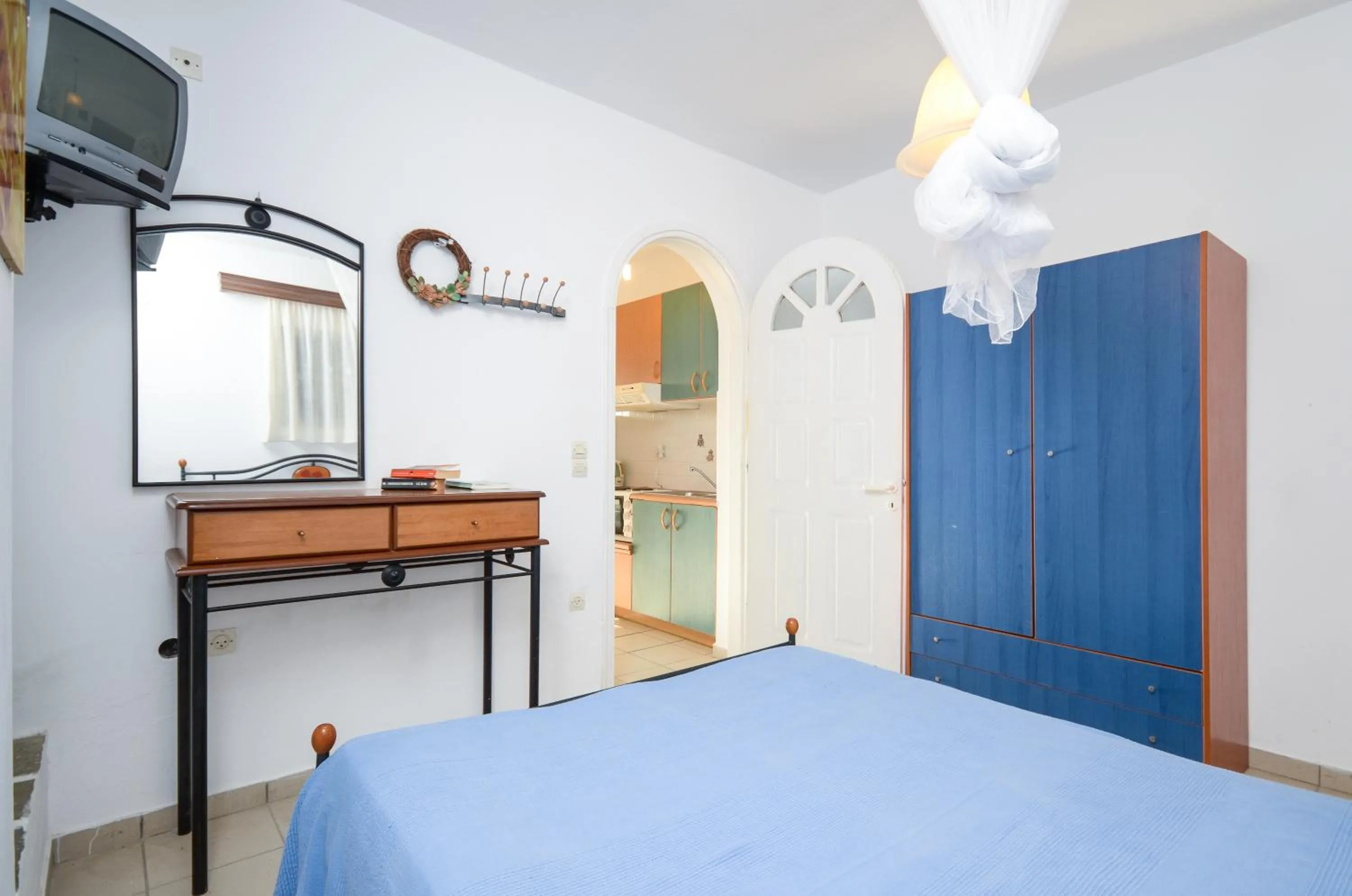 Bedroom, Bed in Ydreos Studios & Apartments