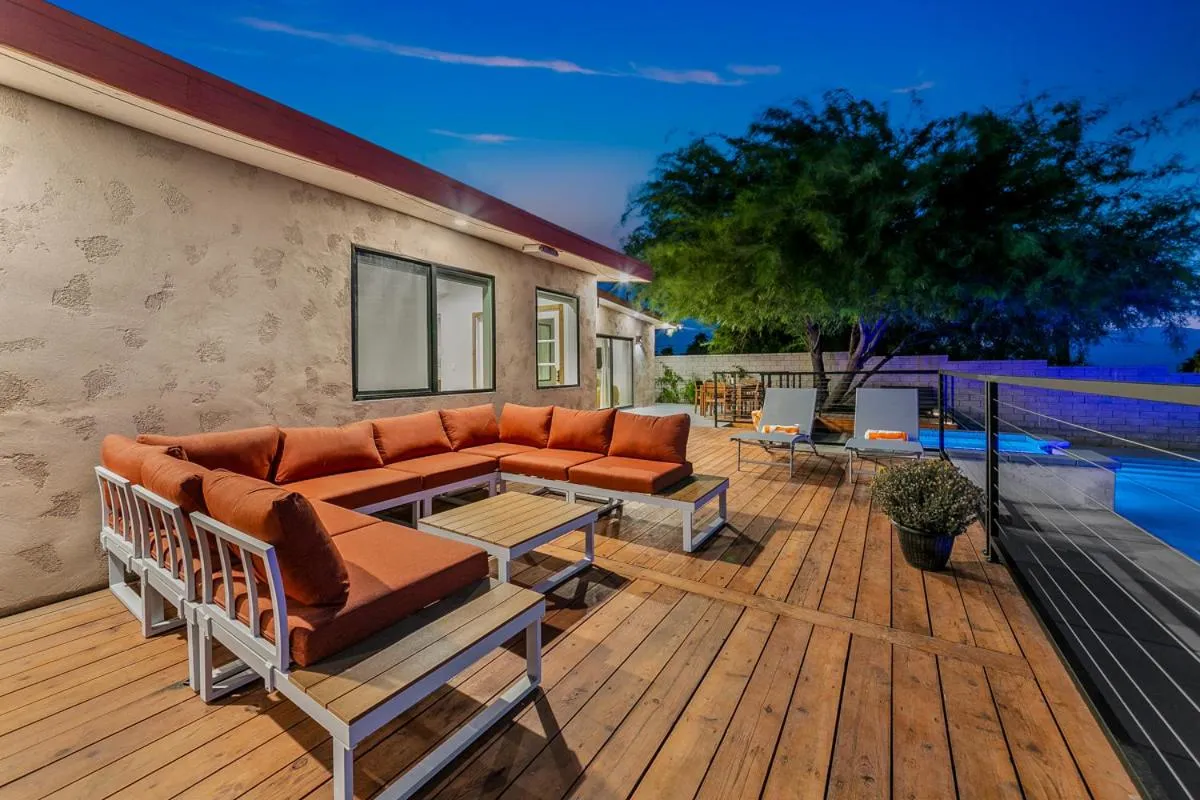 The Good House- Hot Spring Hideaway