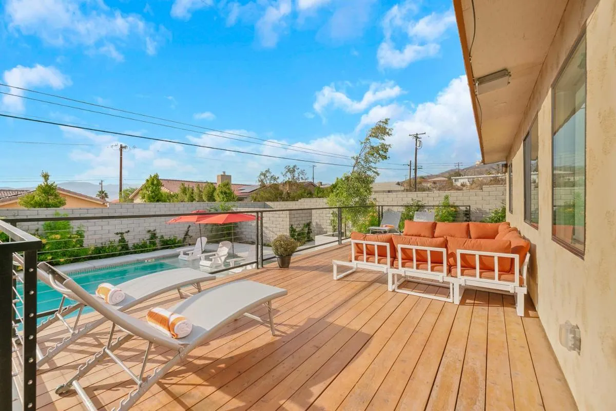 The Good House- Hot Spring Hideaway