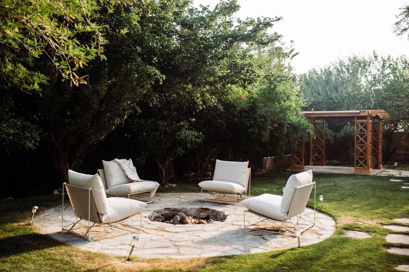 Patio in The Good House- Hot Spring Hideaway