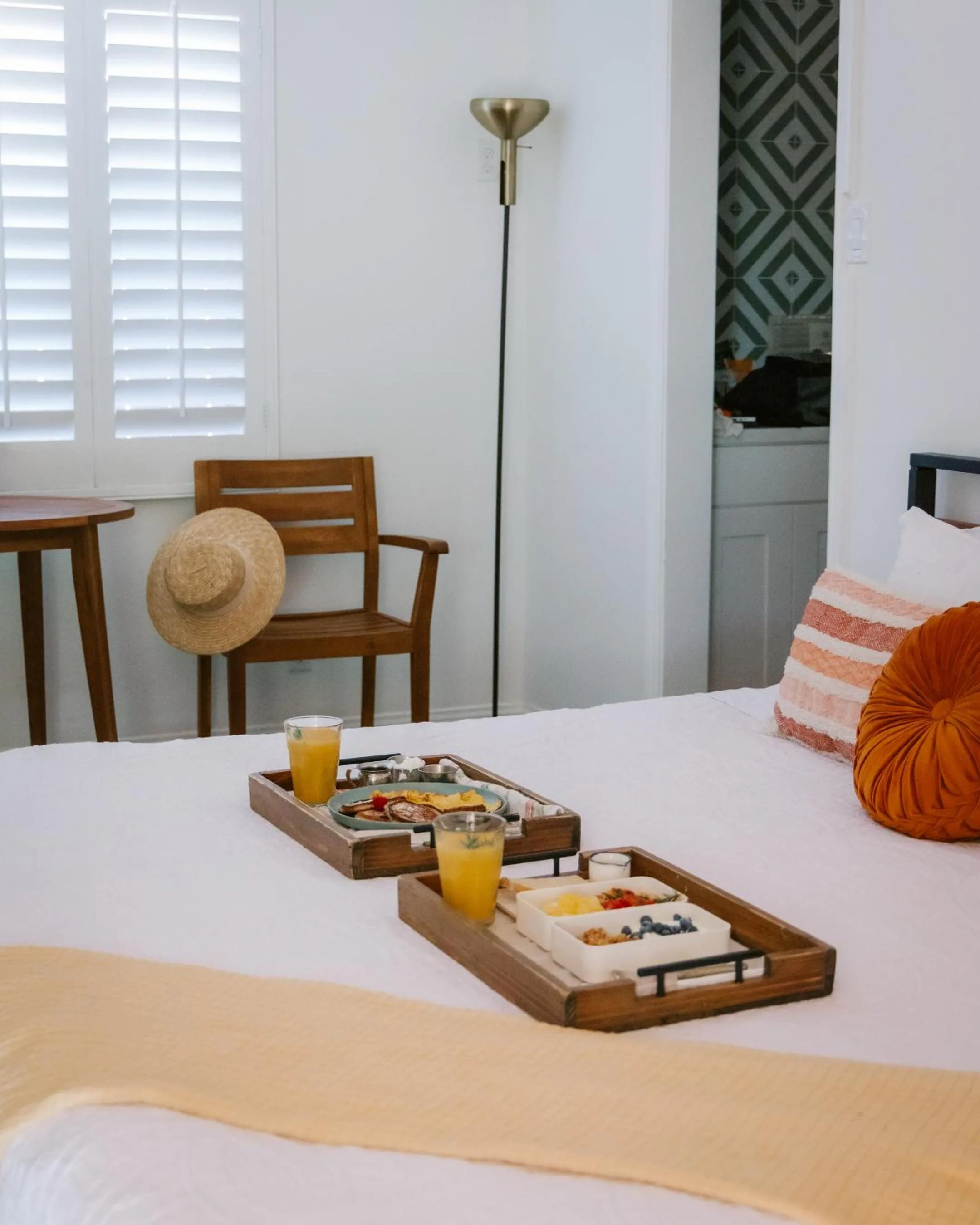 Bedroom, Bed in The Good House- Hot Spring Hideaway