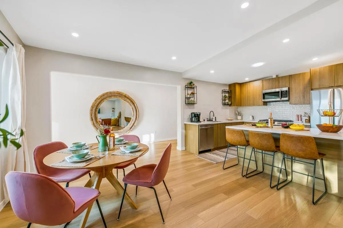 Kitchen or kitchenette in The Good House- Hot Spring Hideaway