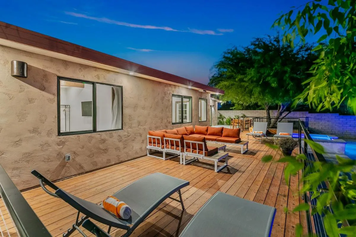 The Good House- Hot Spring Hideaway