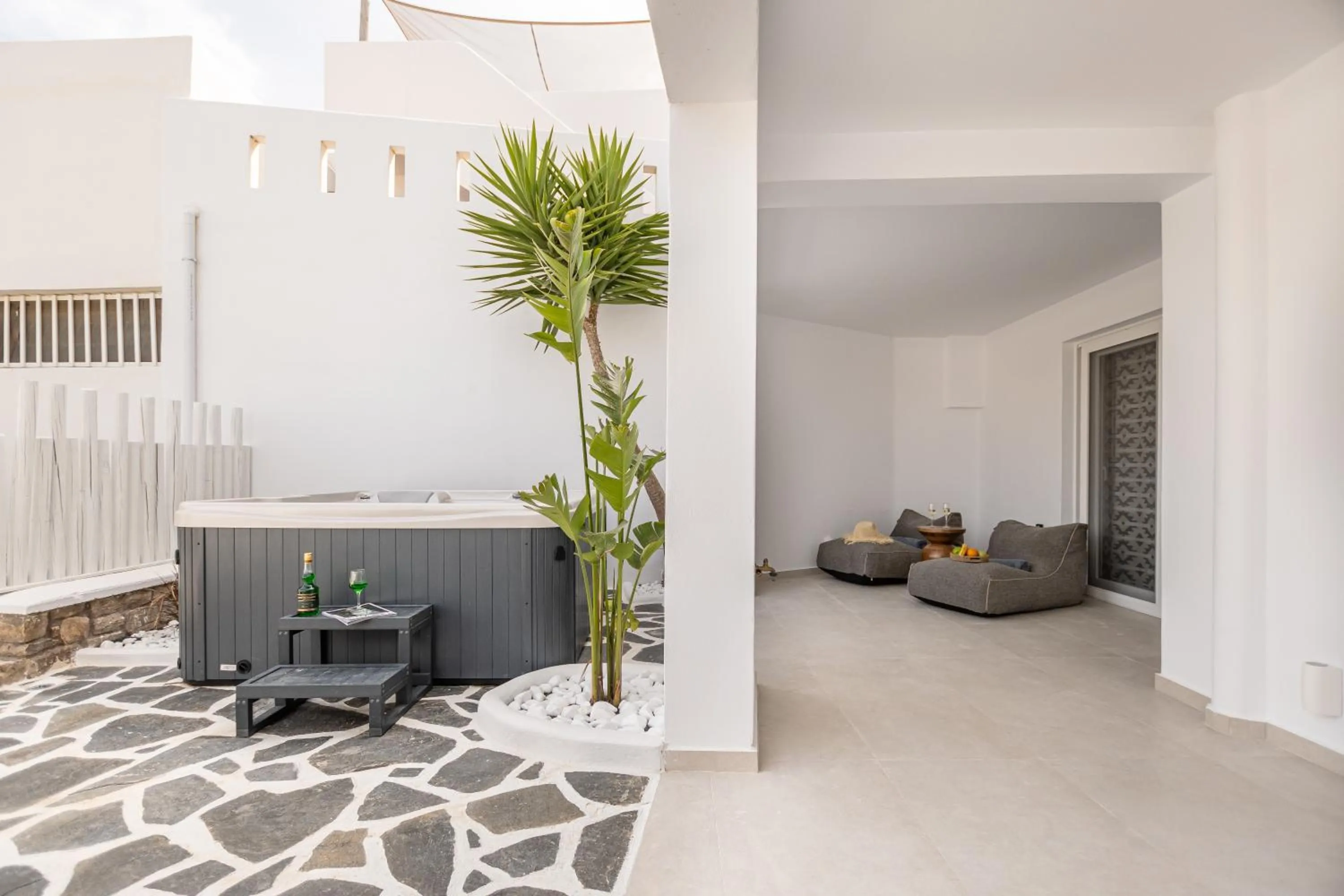 Patio in Almiriki Naxos Beachside Living