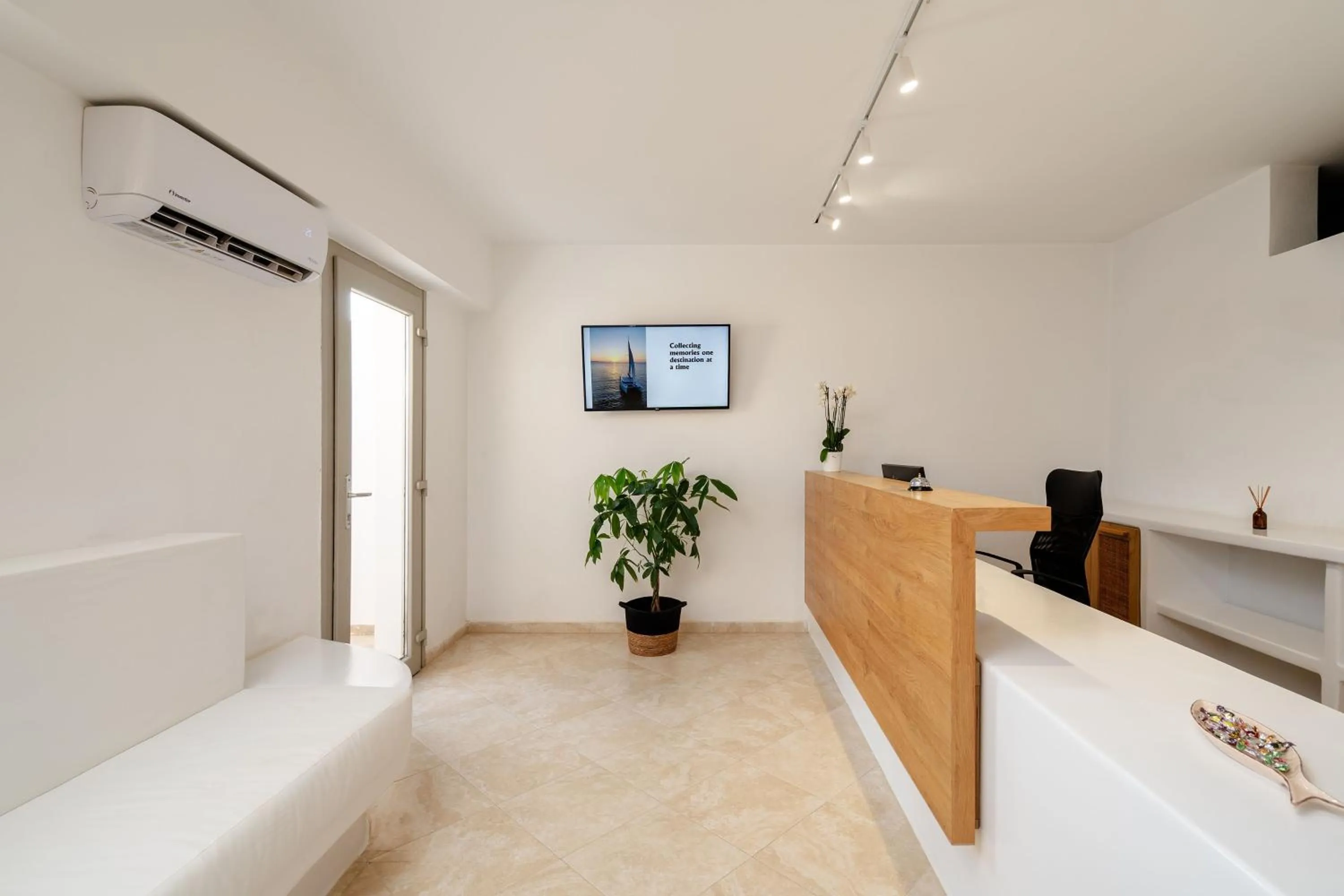 Property building in Almiriki Naxos Beachside Living