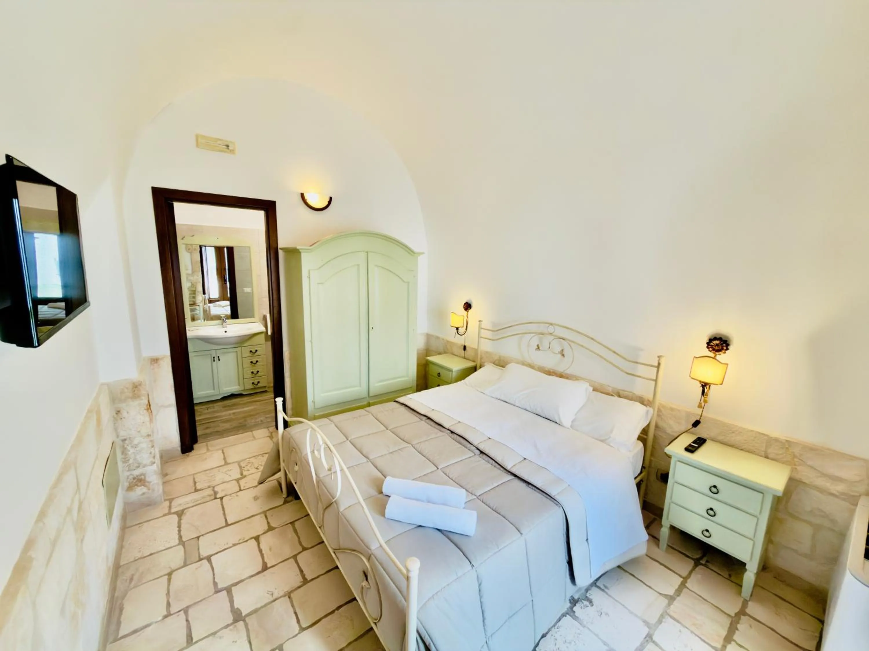 Bed in Masseria Madonna dell'Arco Agriturismo