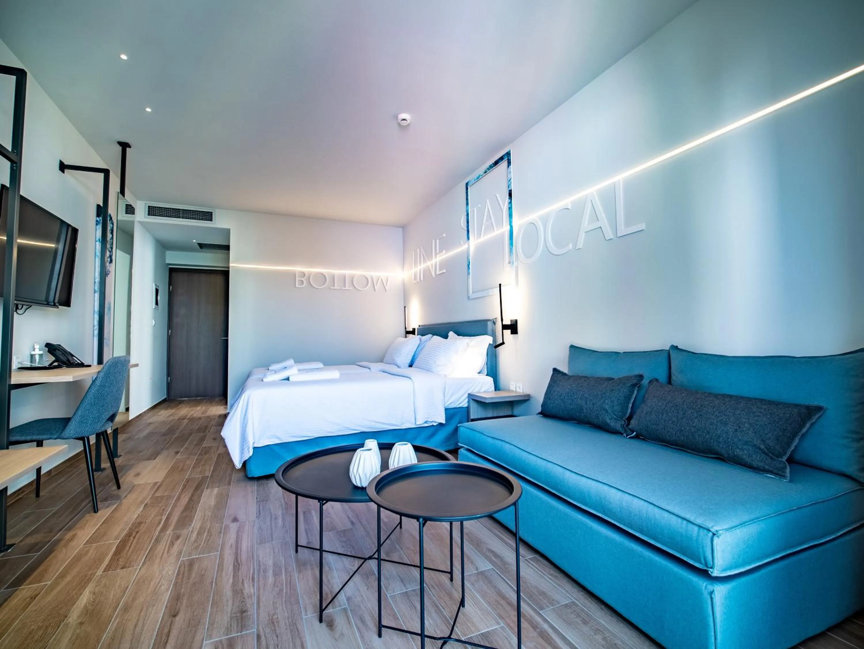 Photo of the whole room, Bed in Local Urban Living