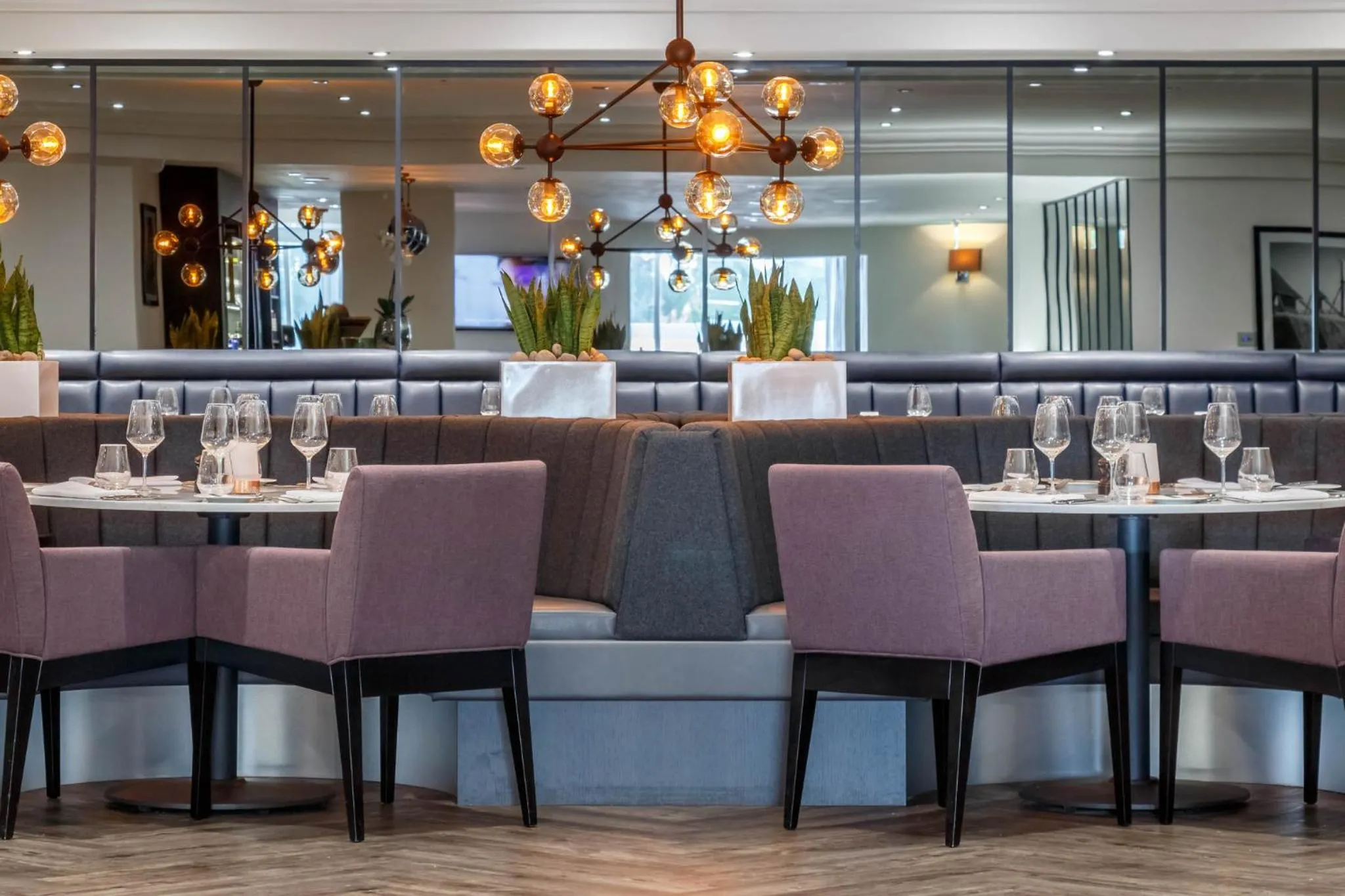 Restaurant/places to eat in Garner Hotel Preston Samlesbury by IHG