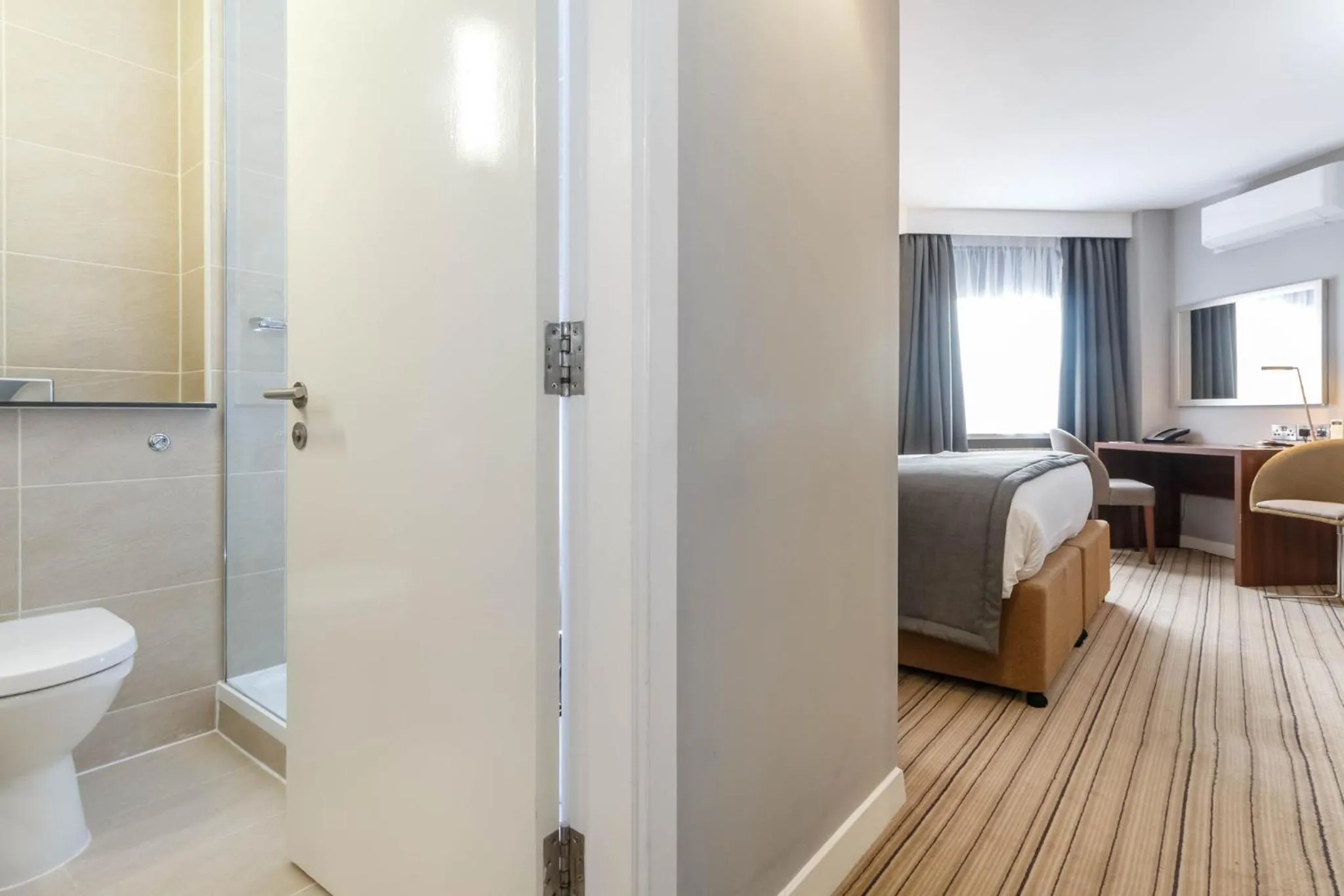 Photo of the whole room, Bed in Garner Hotel Preston Samlesbury by IHG