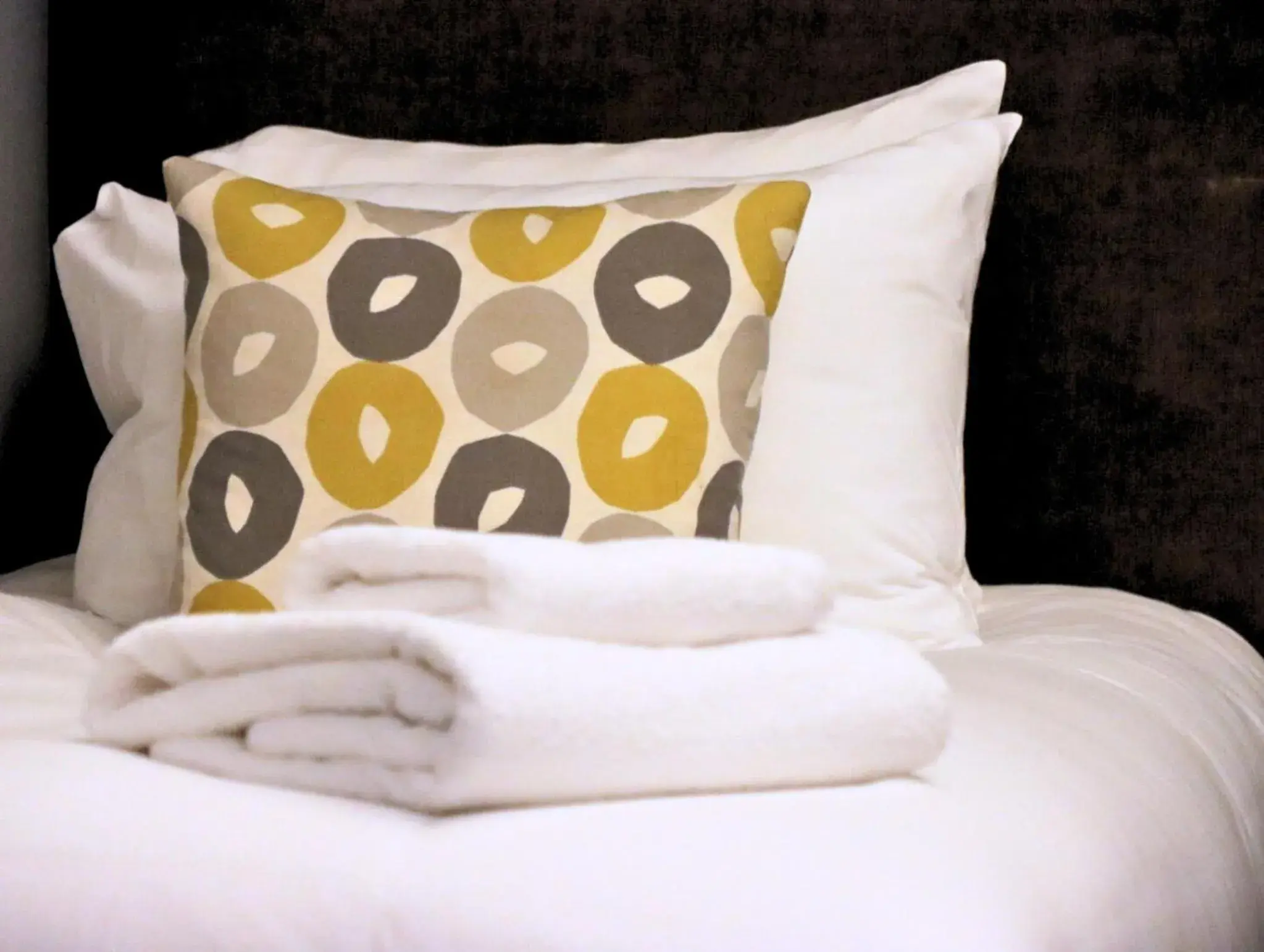 Standard Queen Room in Garner Hotel Preston Samlesbury by IHG Standard Queen Room in Garner Hotel Preston Samlesbury by IHG