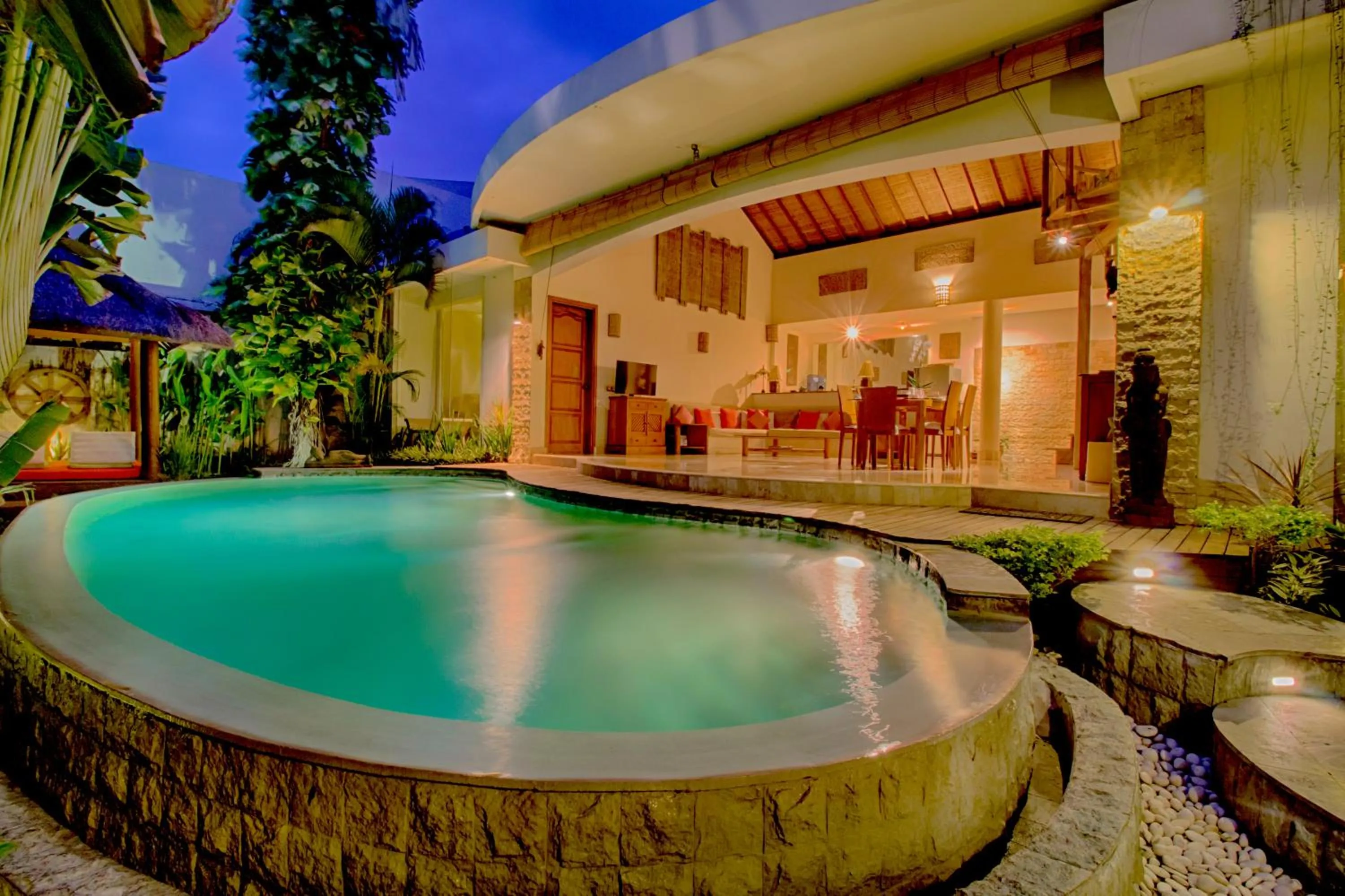 Swimming pool in Mayana Villas