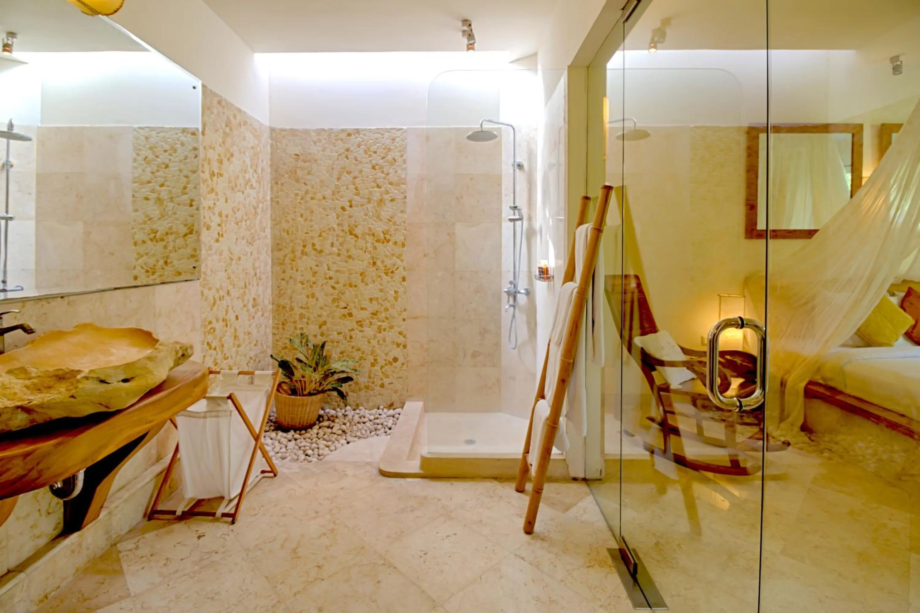 Bathroom, Bed in Mayana Villas