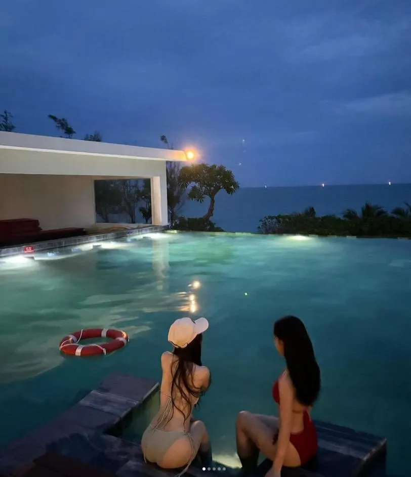 group of guests in Orson Hotel & Resort Con Dao