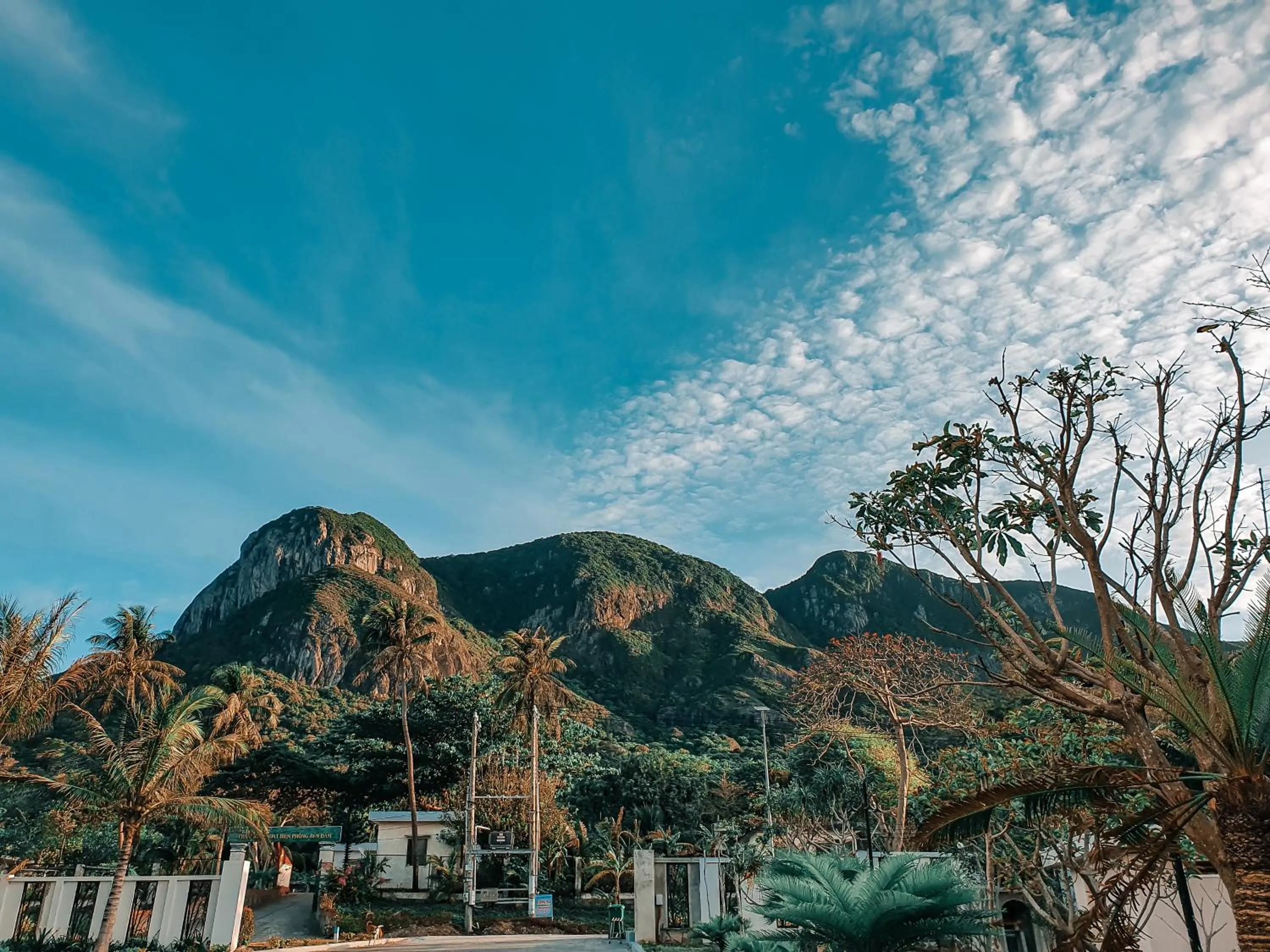 Hiking in Orson Hotel & Resort Con Dao