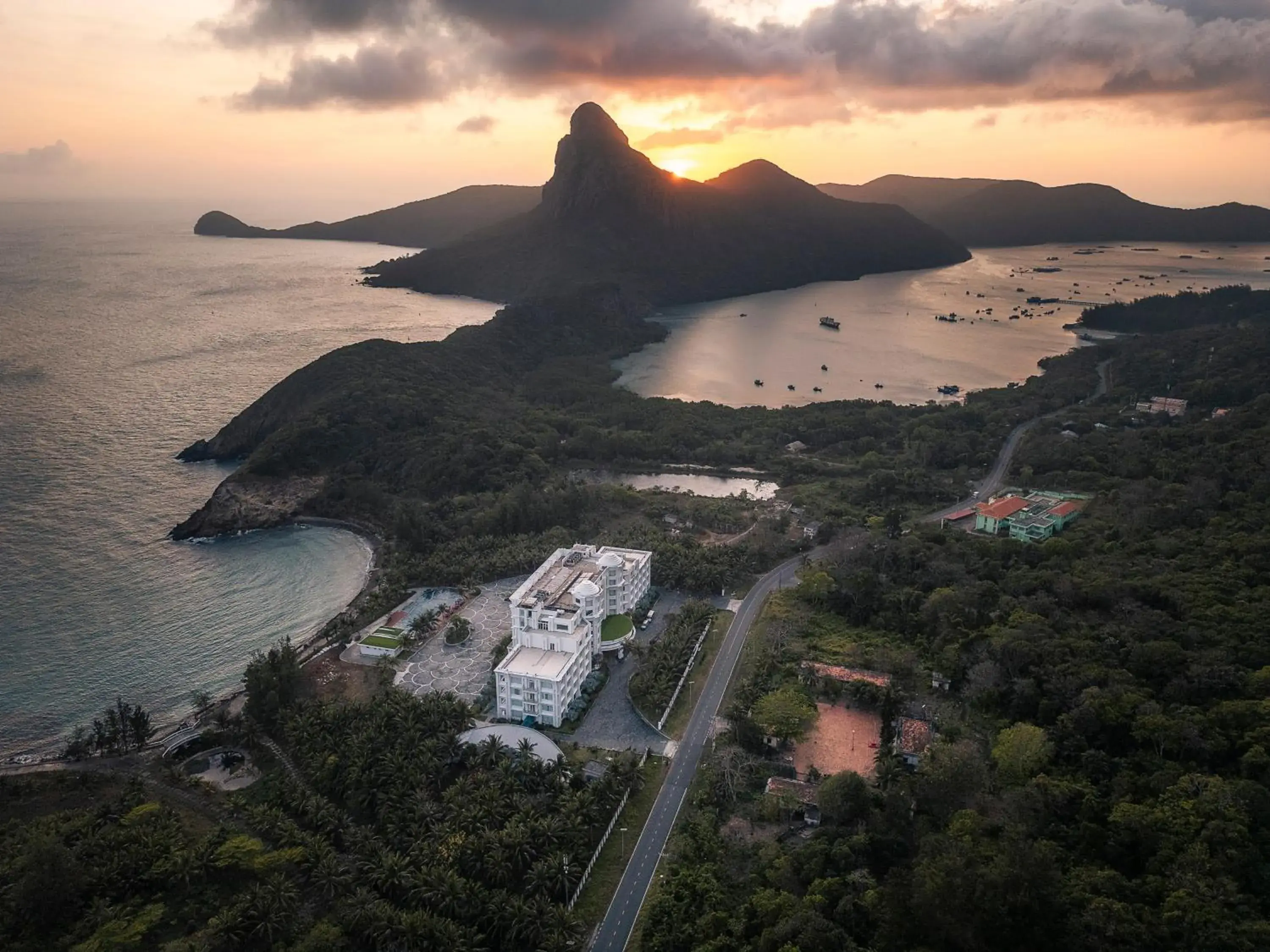 Property building in Orson Hotel & Resort Con Dao Property building in Orson Hotel & Resort Con Dao