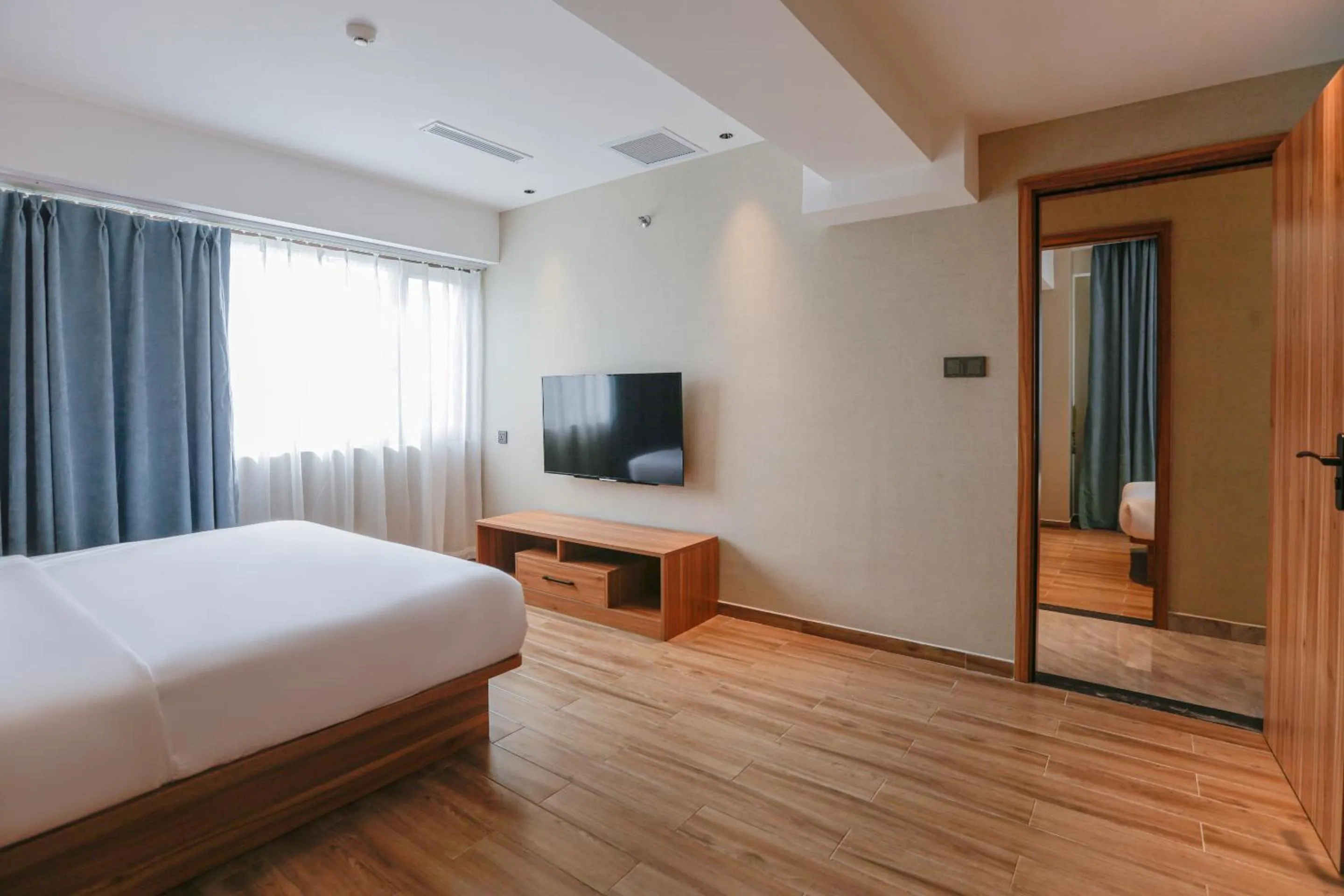 Bedroom, Bed in Hotel Casiana & Events Center Tagaytay