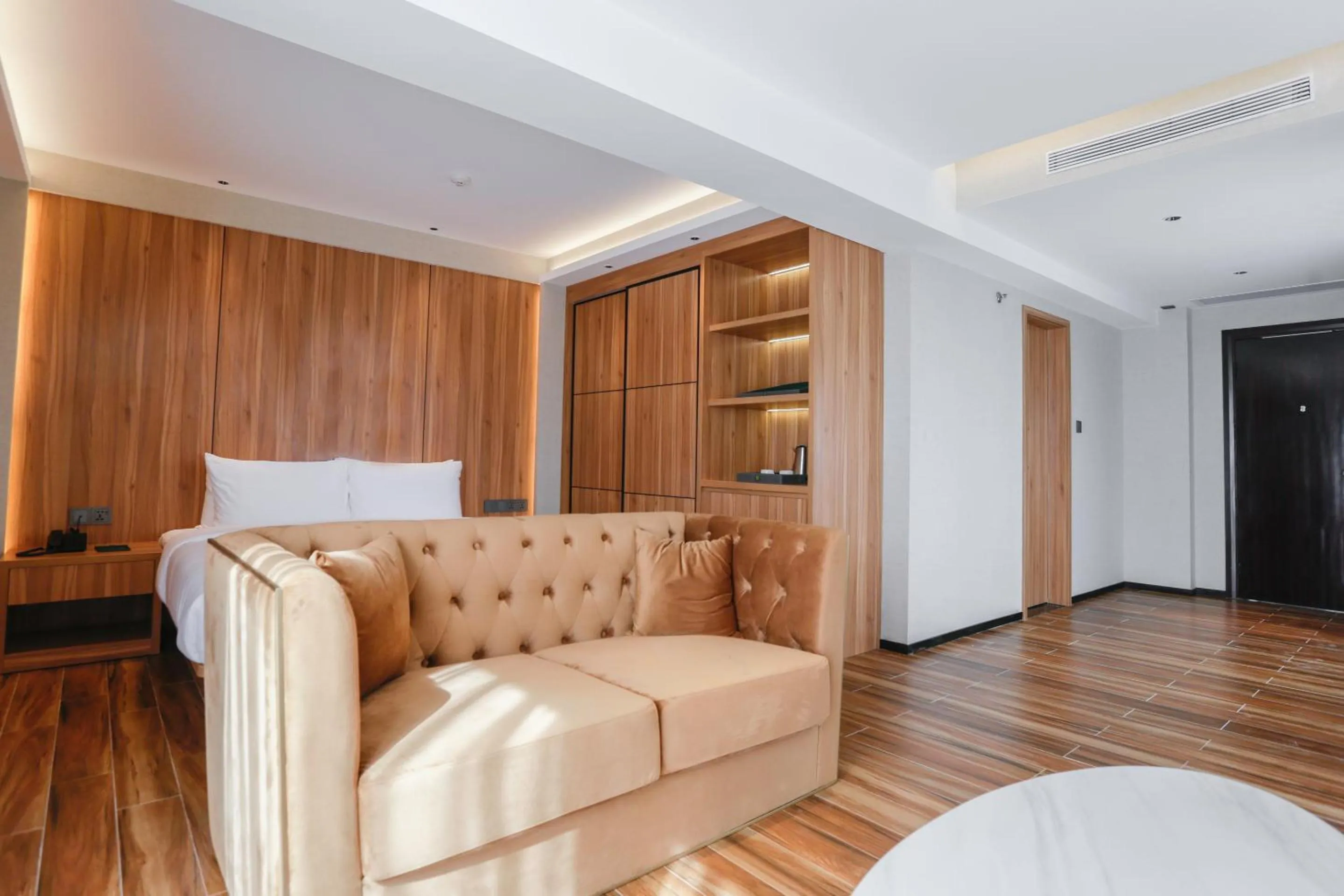 Living room in Hotel Casiana & Events Center Tagaytay