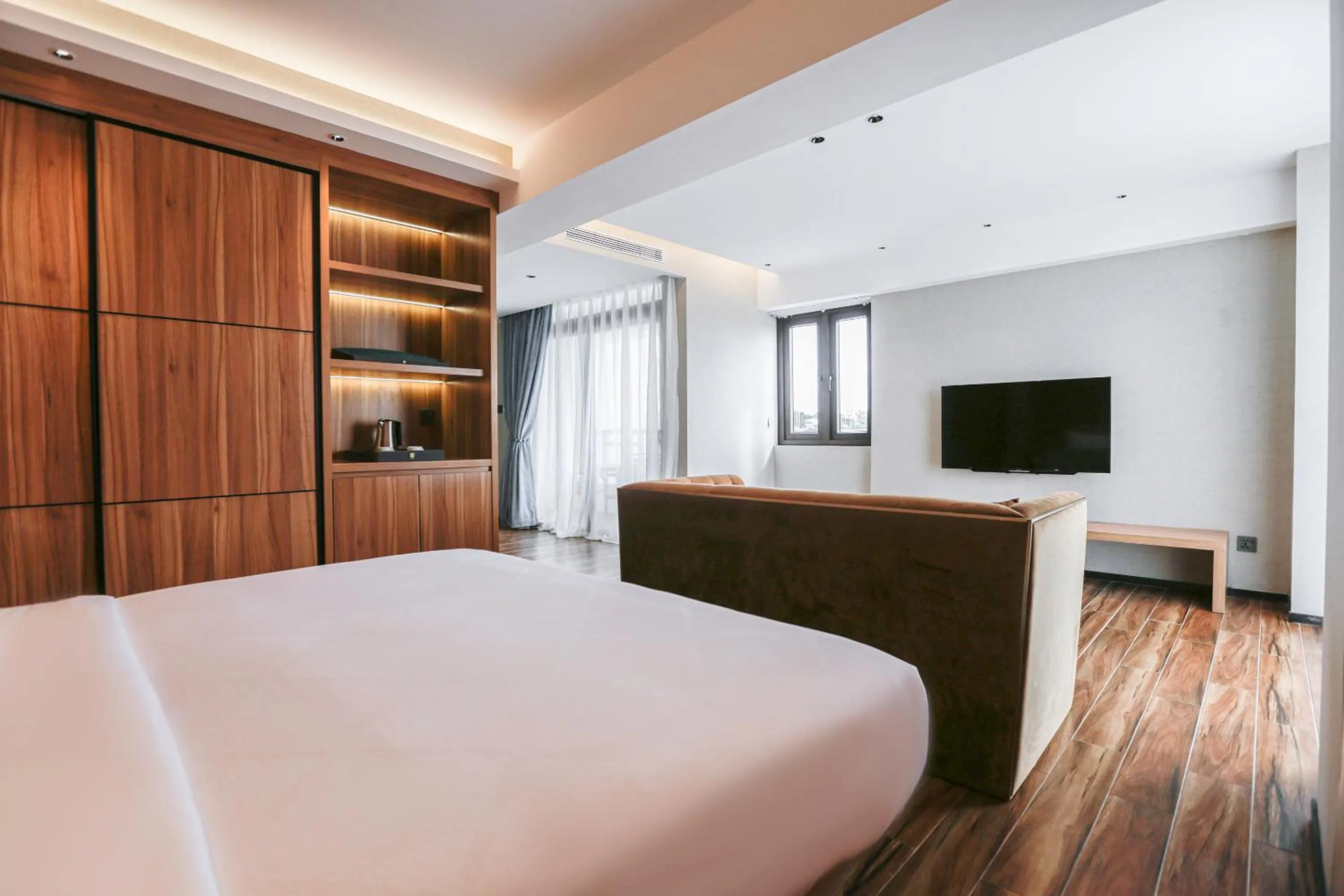 Communal lounge/ TV room, Bed in Hotel Casiana & Events Center Tagaytay