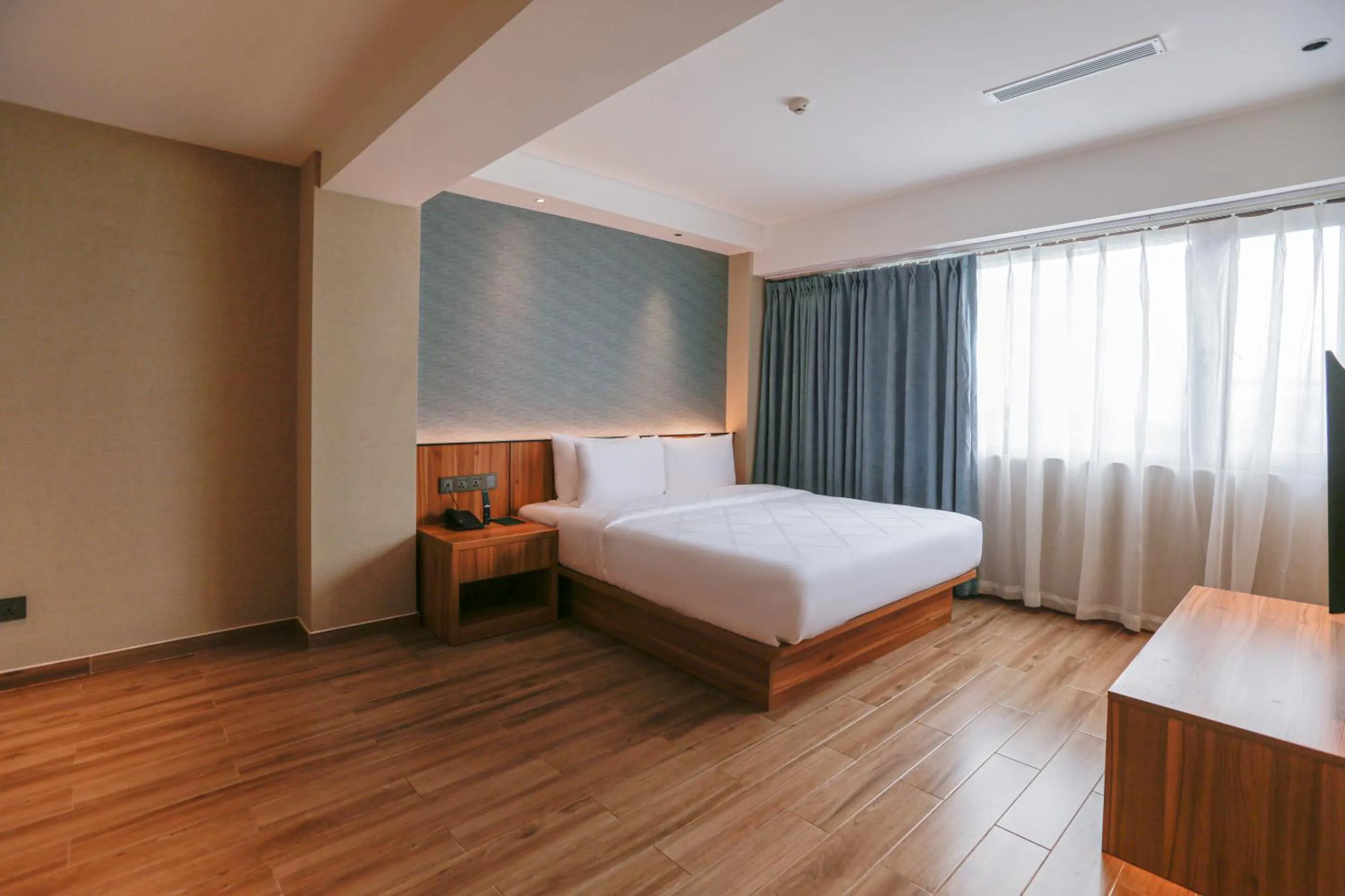 Bedroom, Bed in Hotel Casiana & Events Center Tagaytay