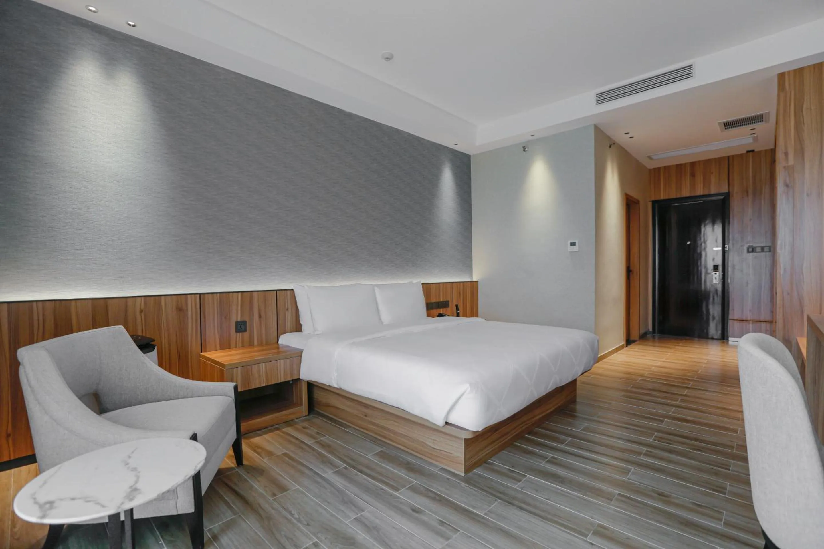 Bedroom, Bed in Hotel Casiana & Events Center Tagaytay