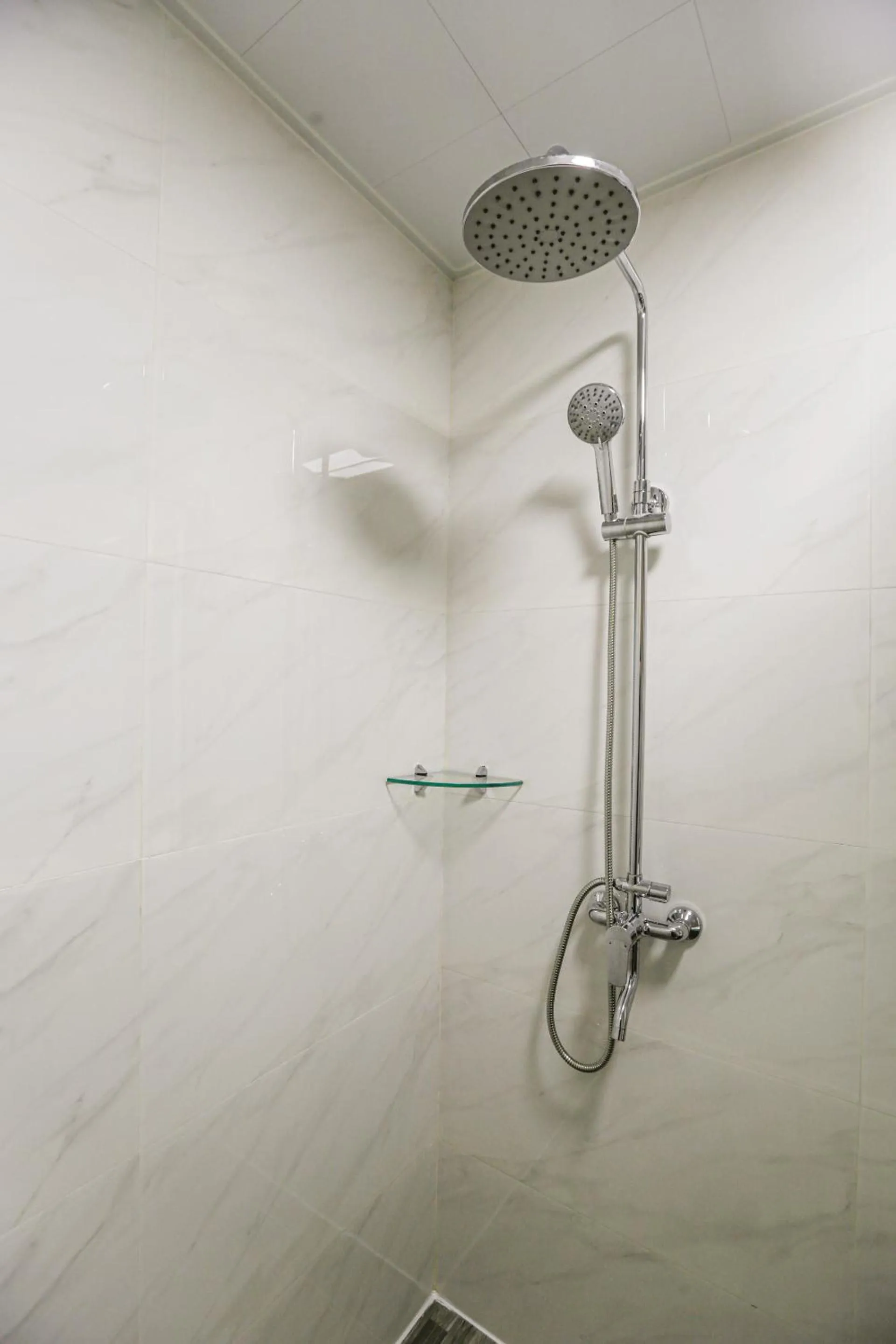 Bathroom in Hotel Casiana & Events Center Tagaytay