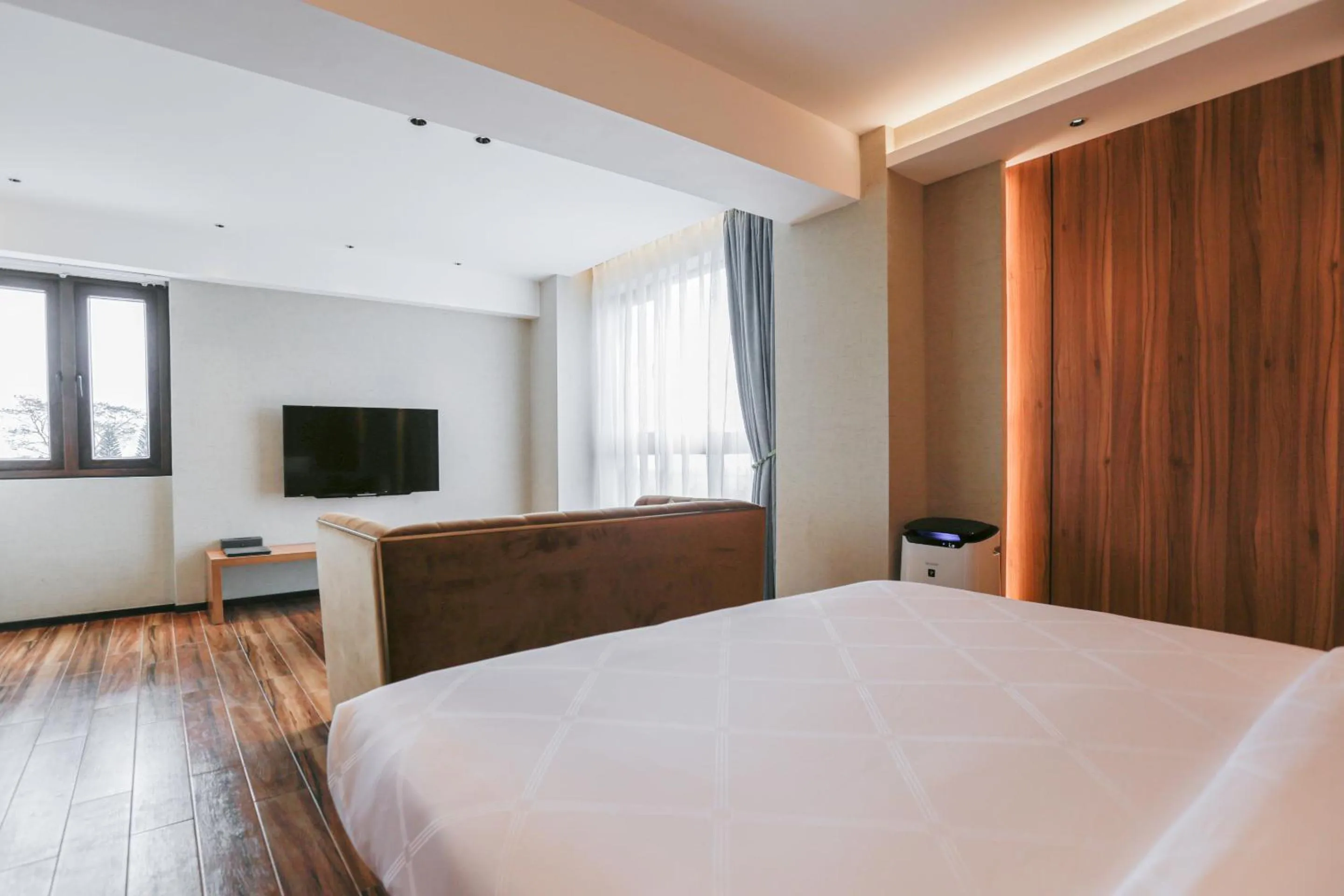 TV and multimedia, Bed in Hotel Casiana & Events Center Tagaytay