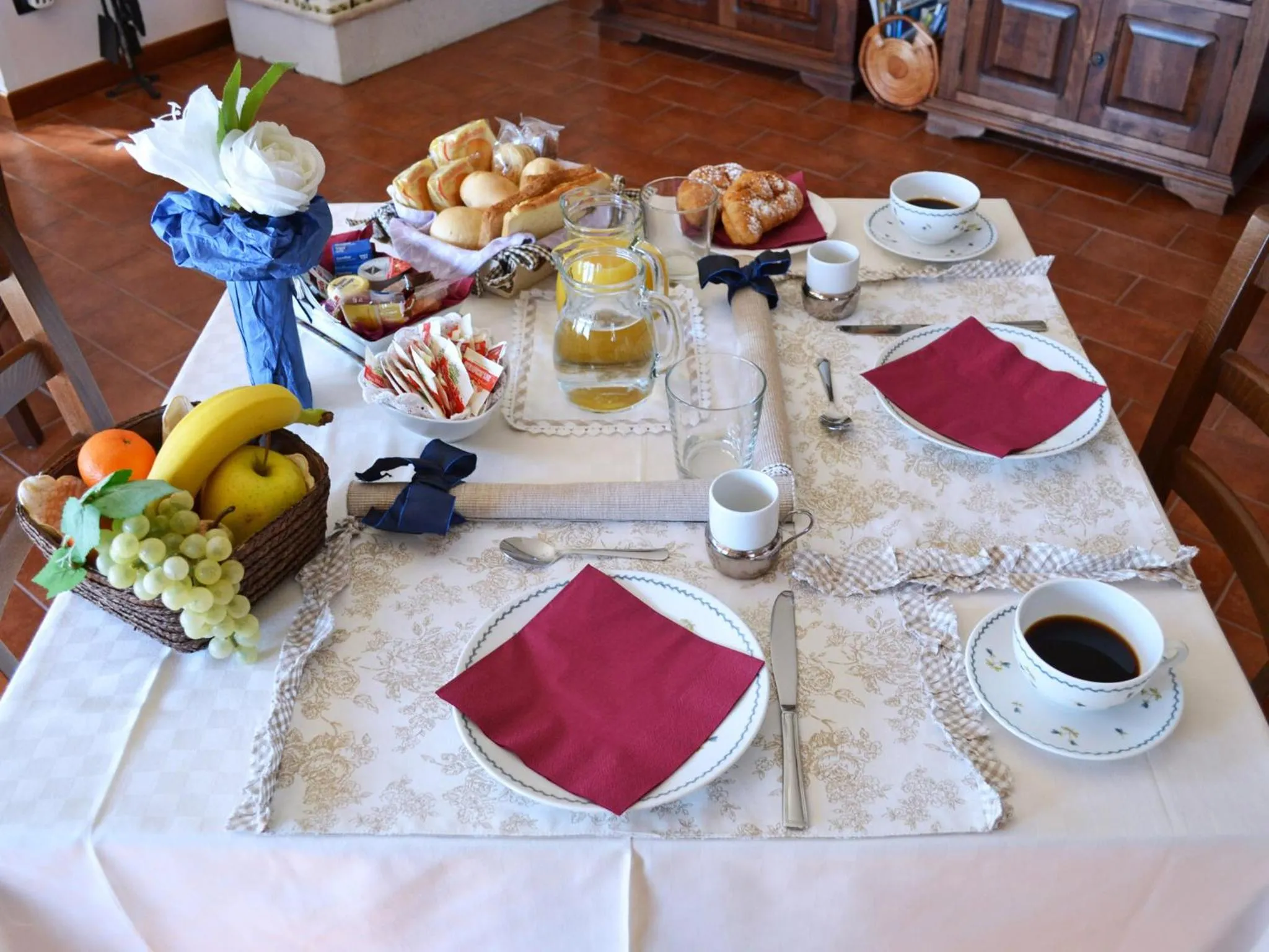 Italian breakfast in La Noghera