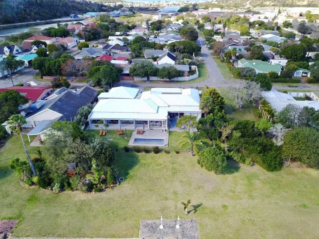 Property building in Kowie River Guest House Property building in Kowie River Guest House