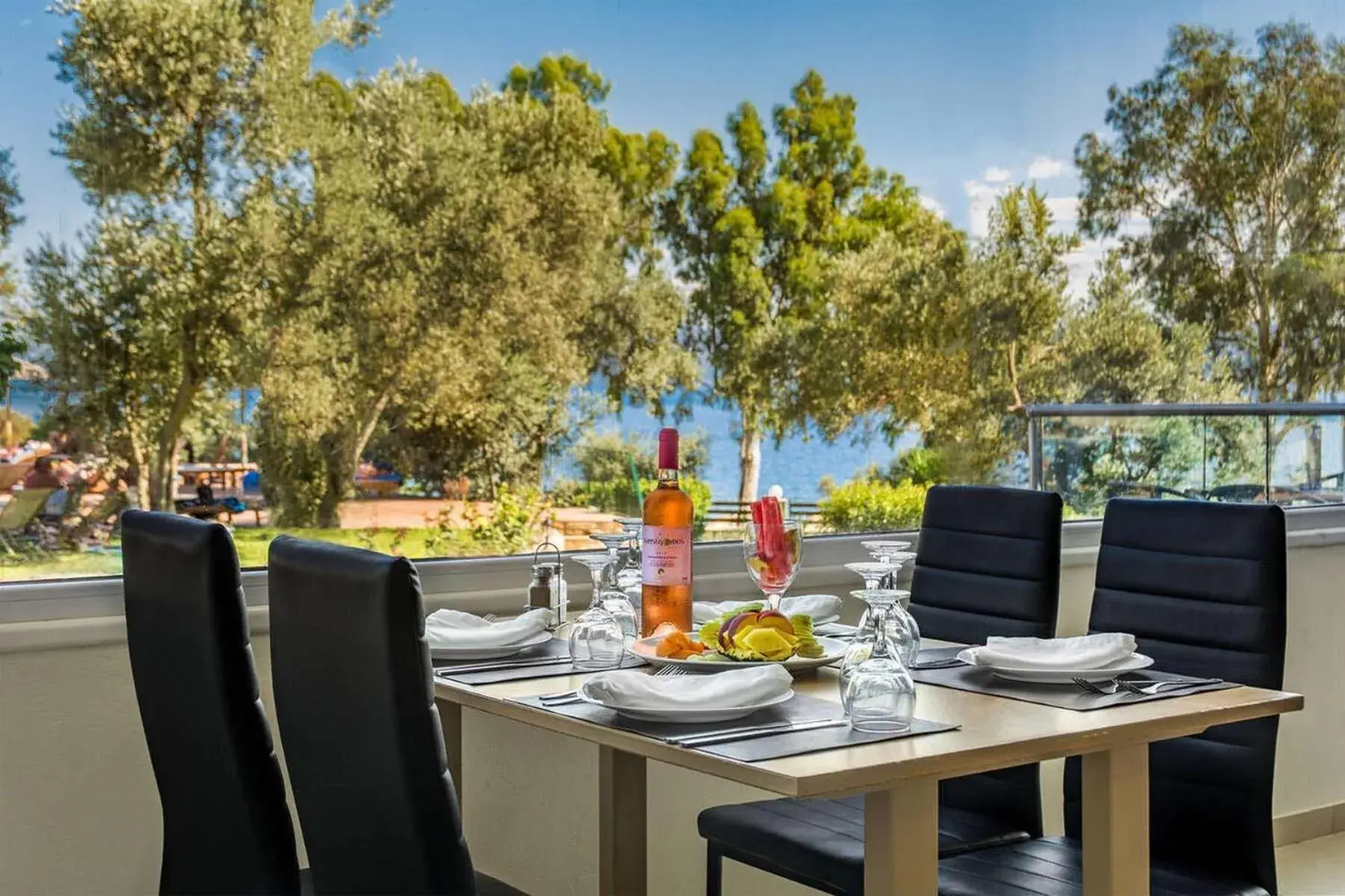 Restaurant/places to eat in Evia Riviera Resort Restaurant/places to eat in Evia Riviera Resort