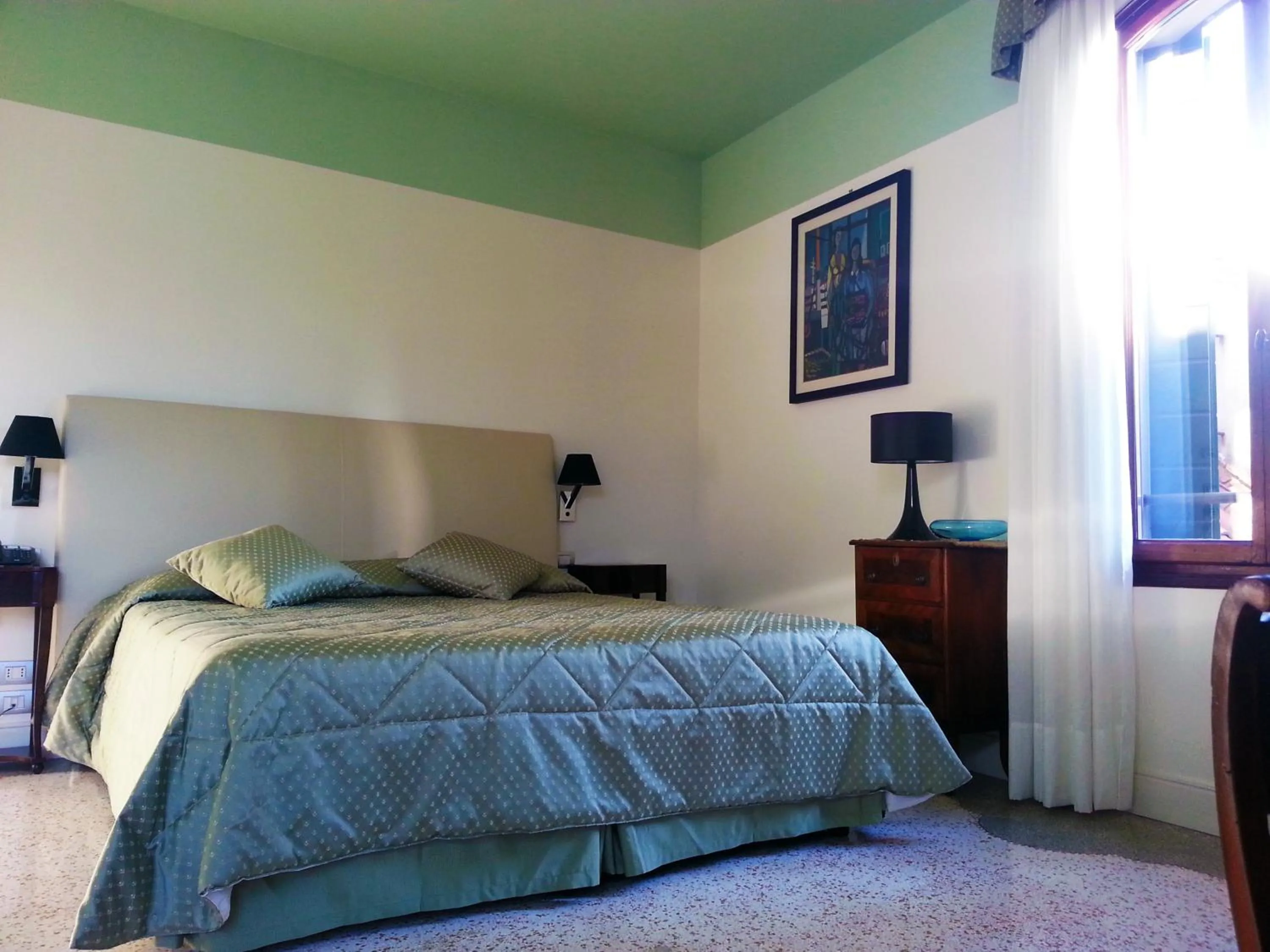 Bed in Hotel Sant'Antonin