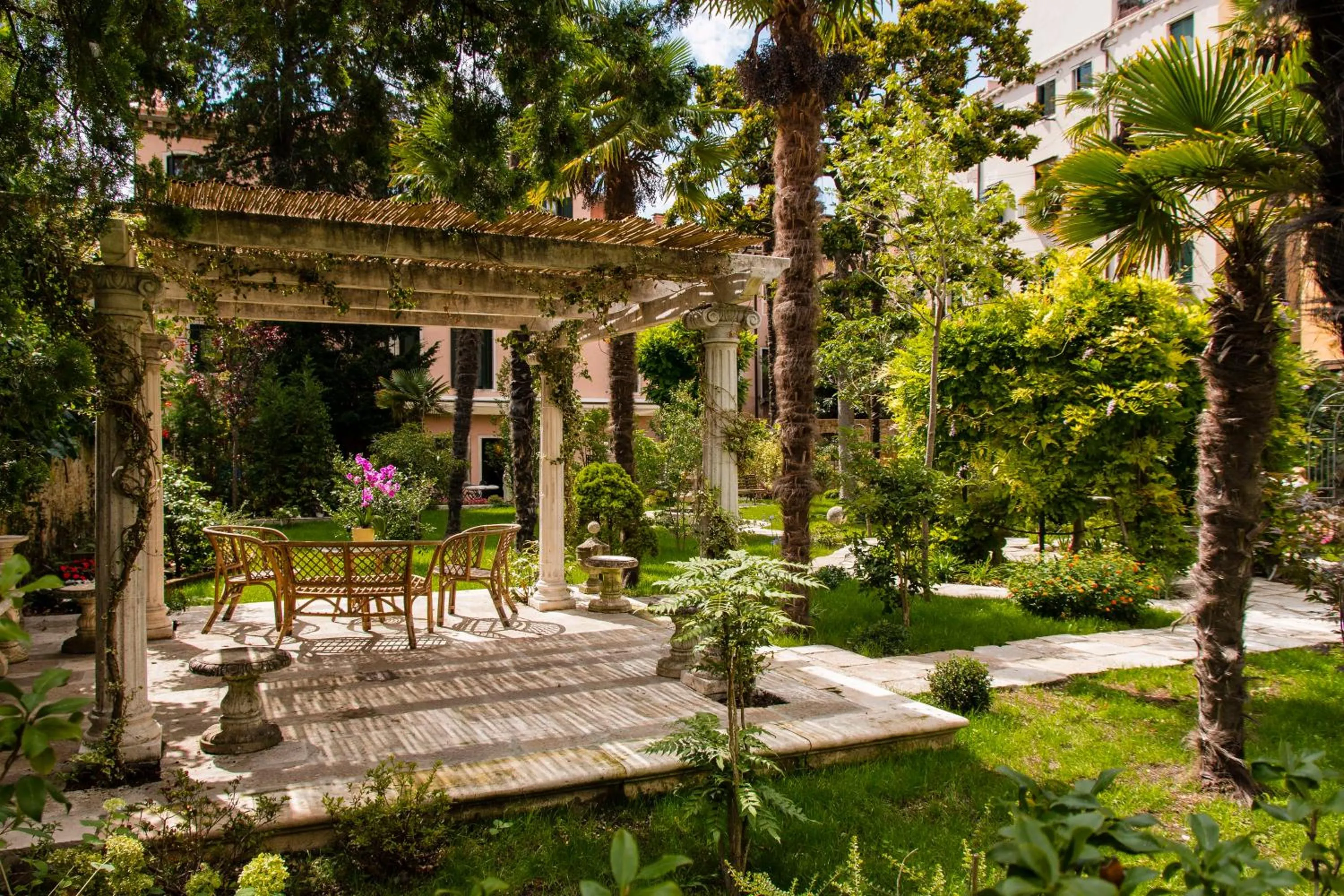 Garden in Hotel Sant'Antonin