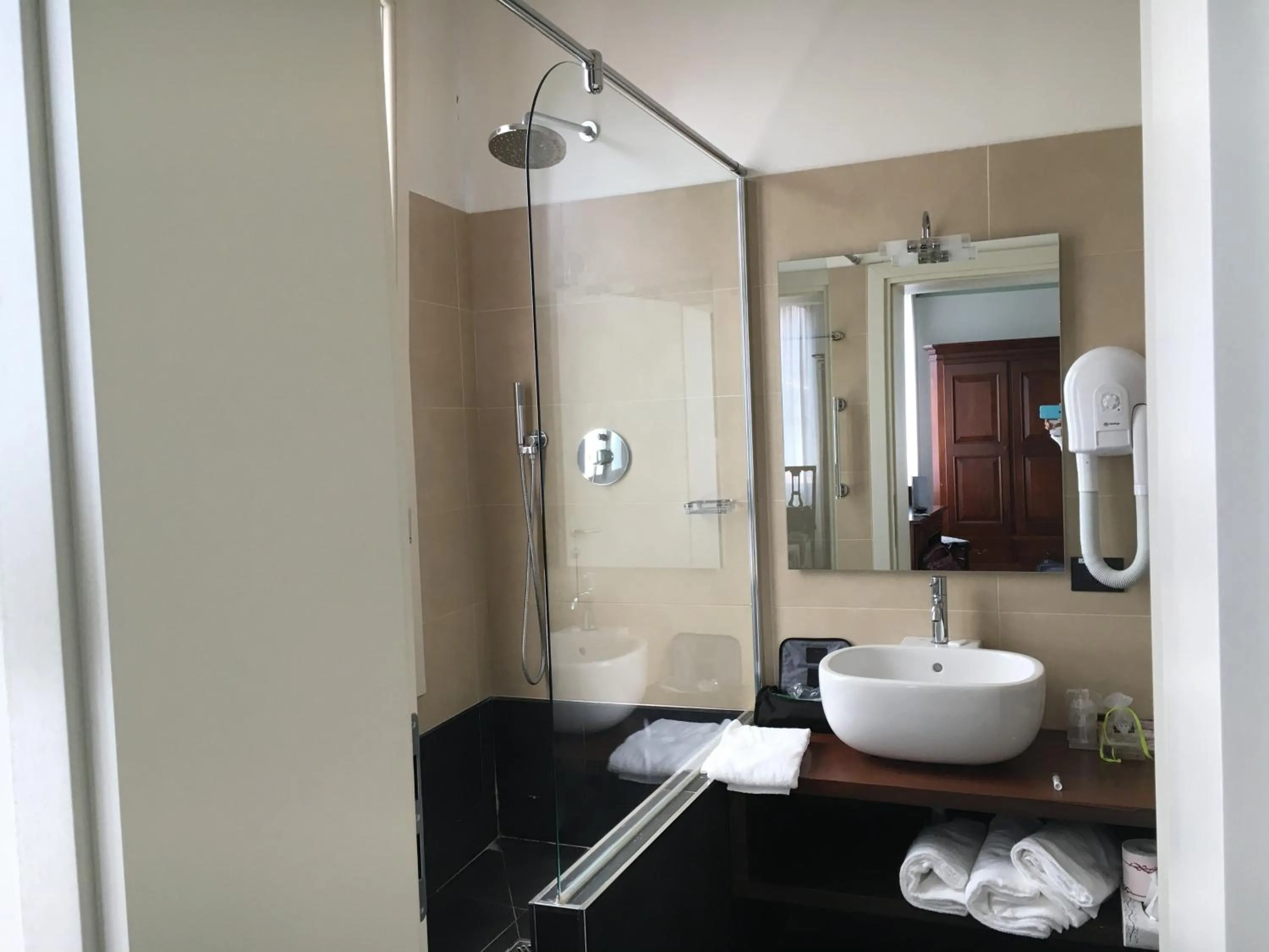 Shower in Hotel Sant'Antonin