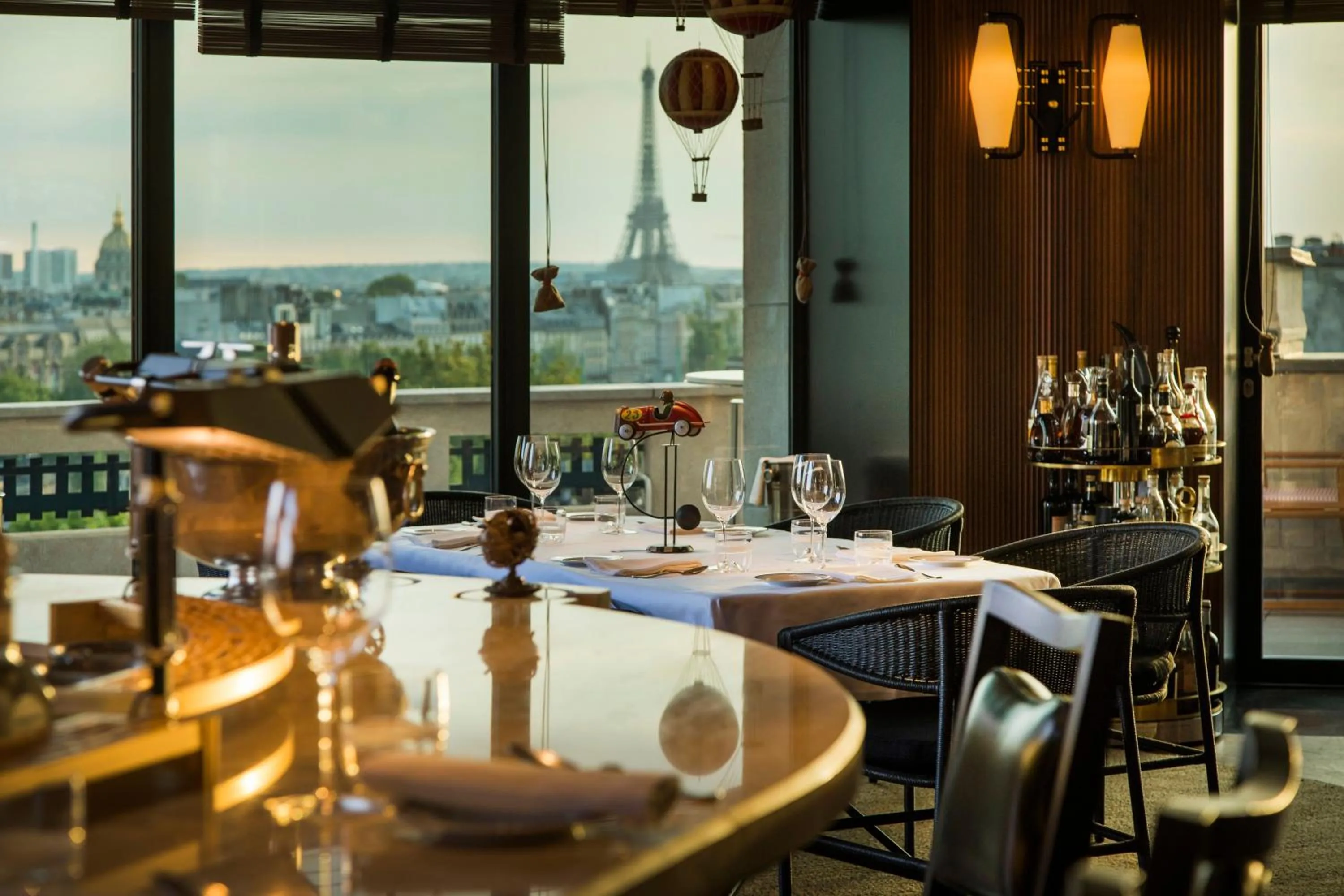 Restaurant/places to eat in Cheval Blanc Paris & Dior Spa Cheval Blanc Paris