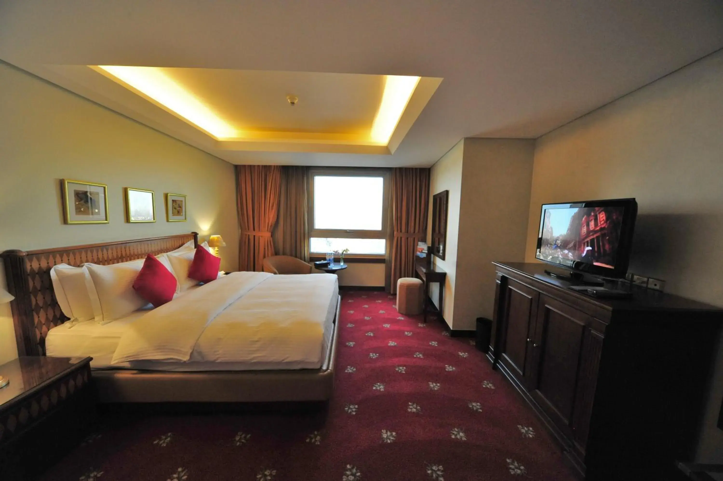 Executive Suite - single occupancy in Le Royal Amman Executive Suite - single occupancy in Le Royal Amman