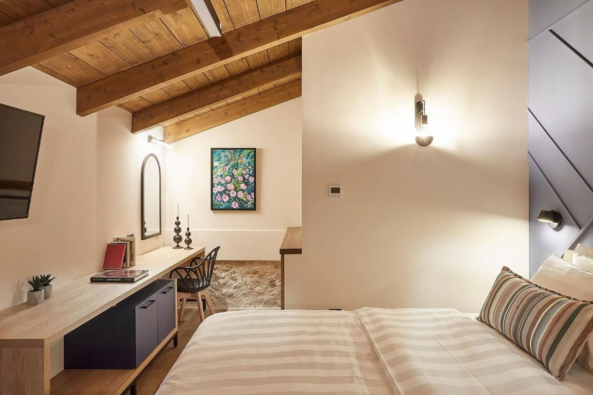 Bedroom, Bed in IALNA Boutique Hotel