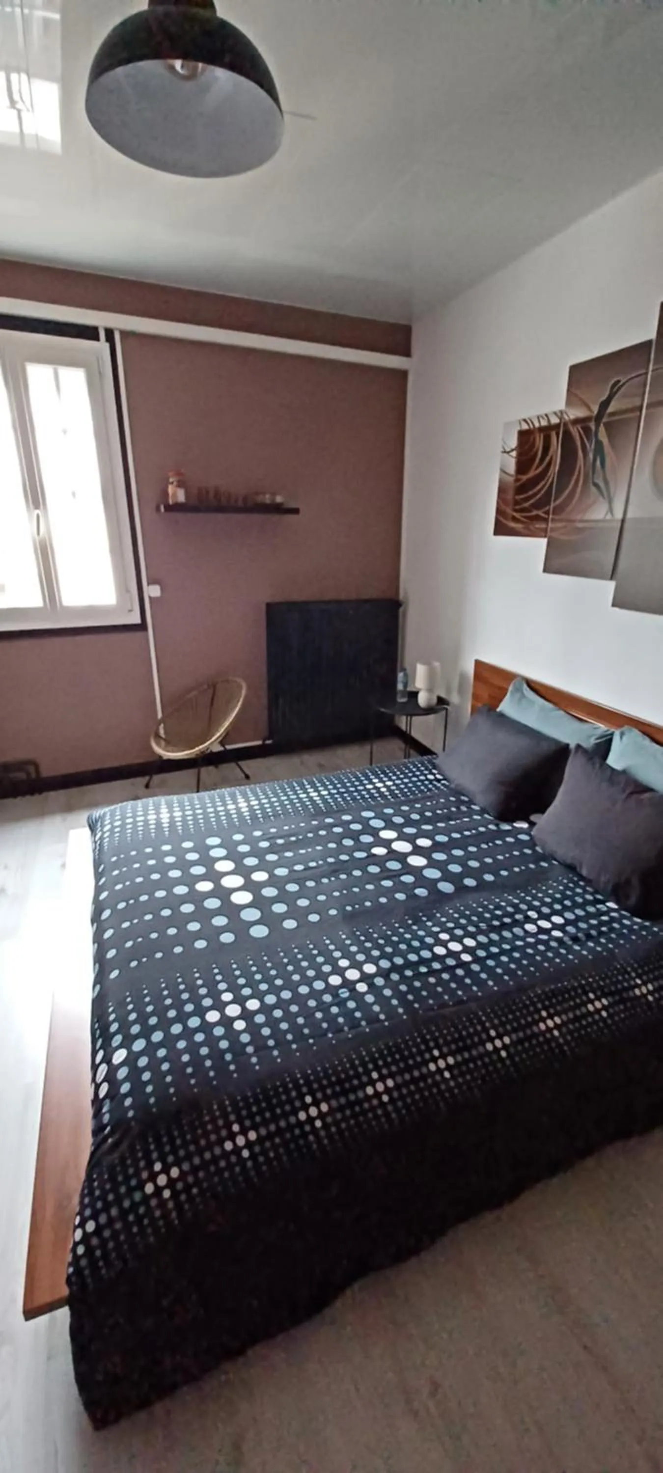 Bedroom, Bed in La maison d hôte d emmanuelle