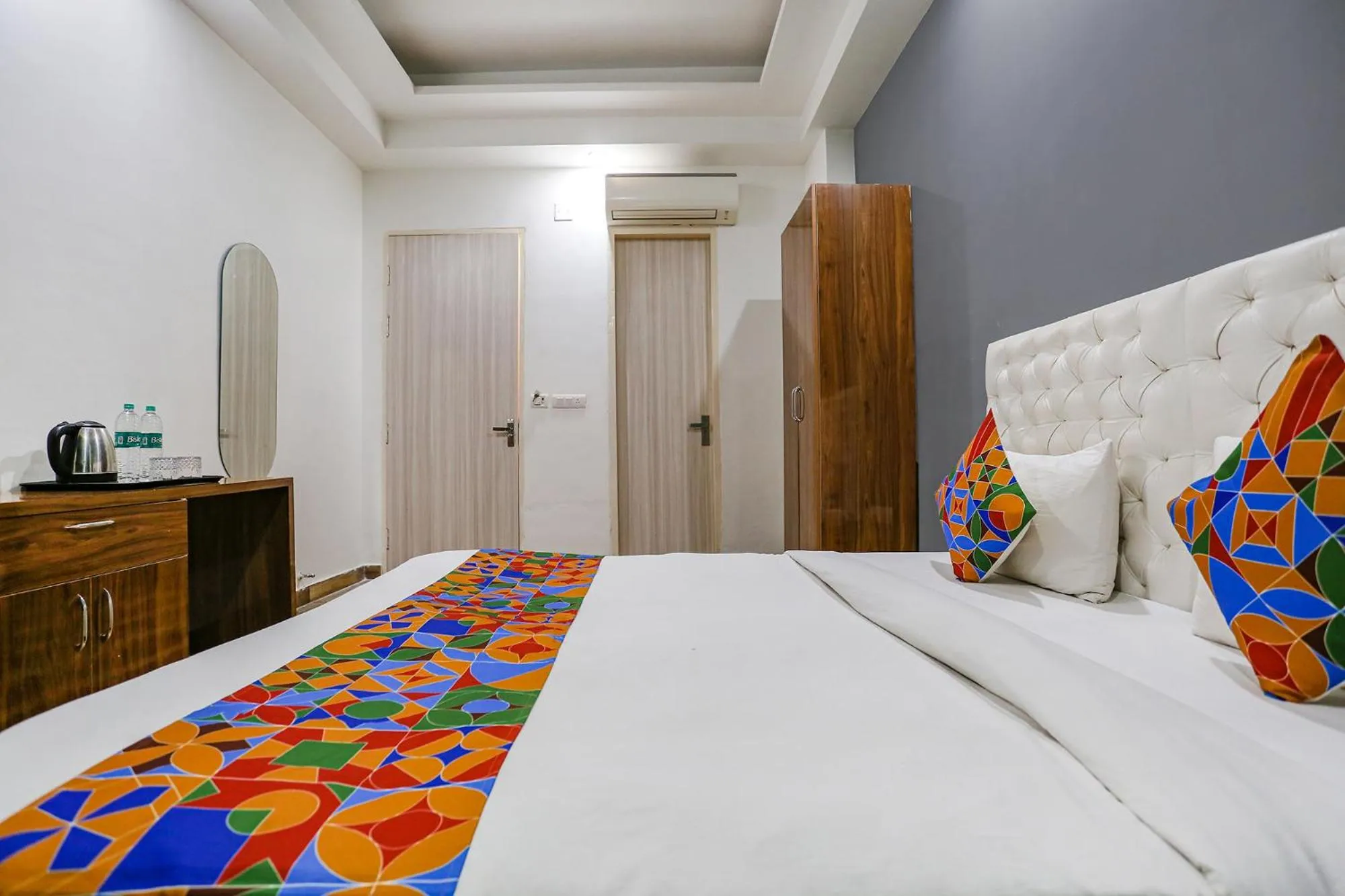 Bed in FabHotel Sky Rise Inn Near Medanta- The Medicity Hospital, Gurugram